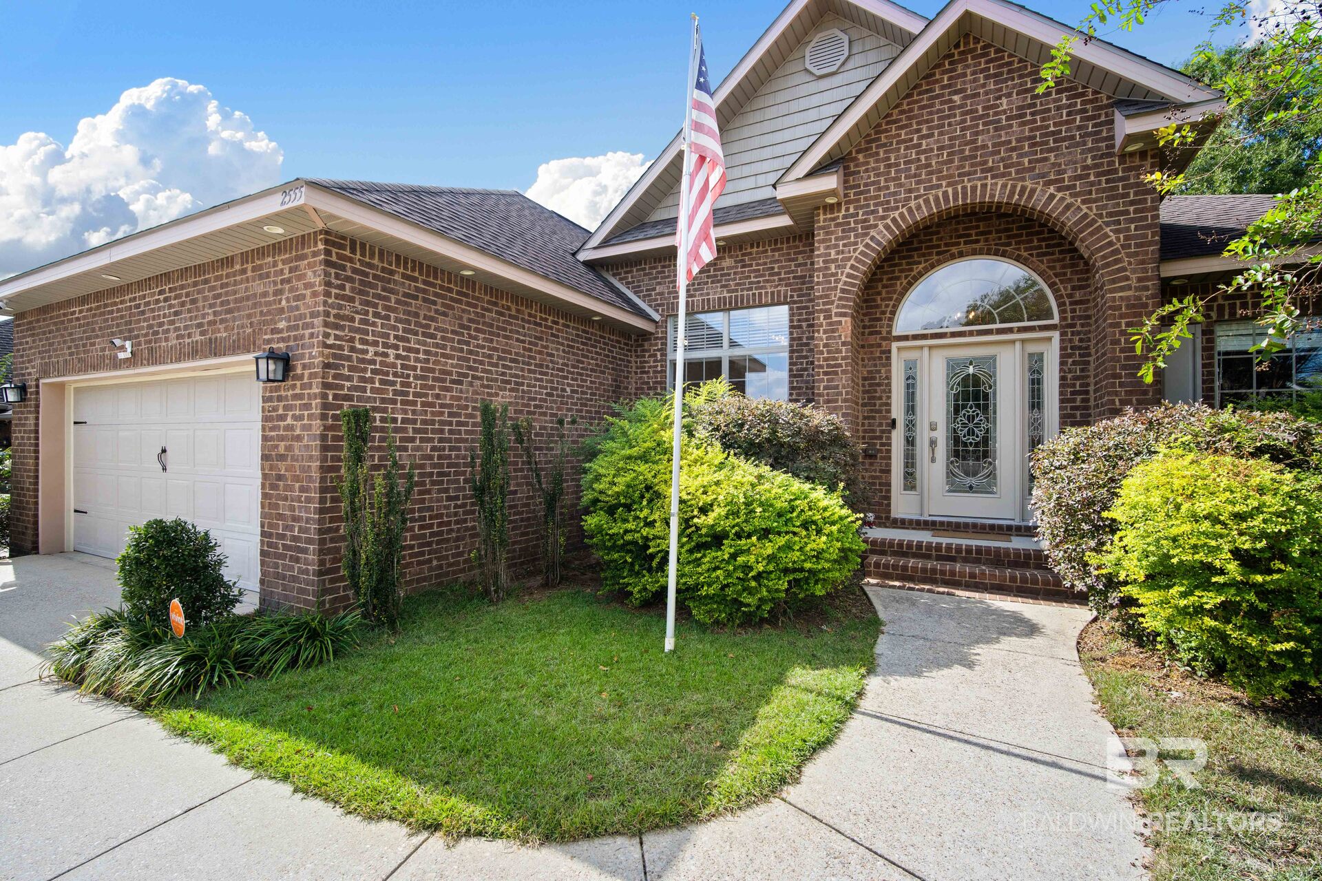 2555 Trophy Court — photo