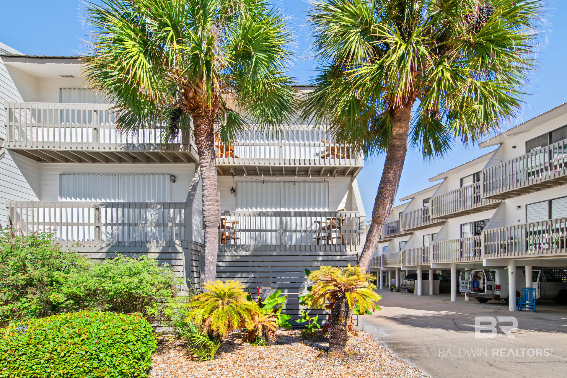 554 E Beach Boulevard #9 — photo