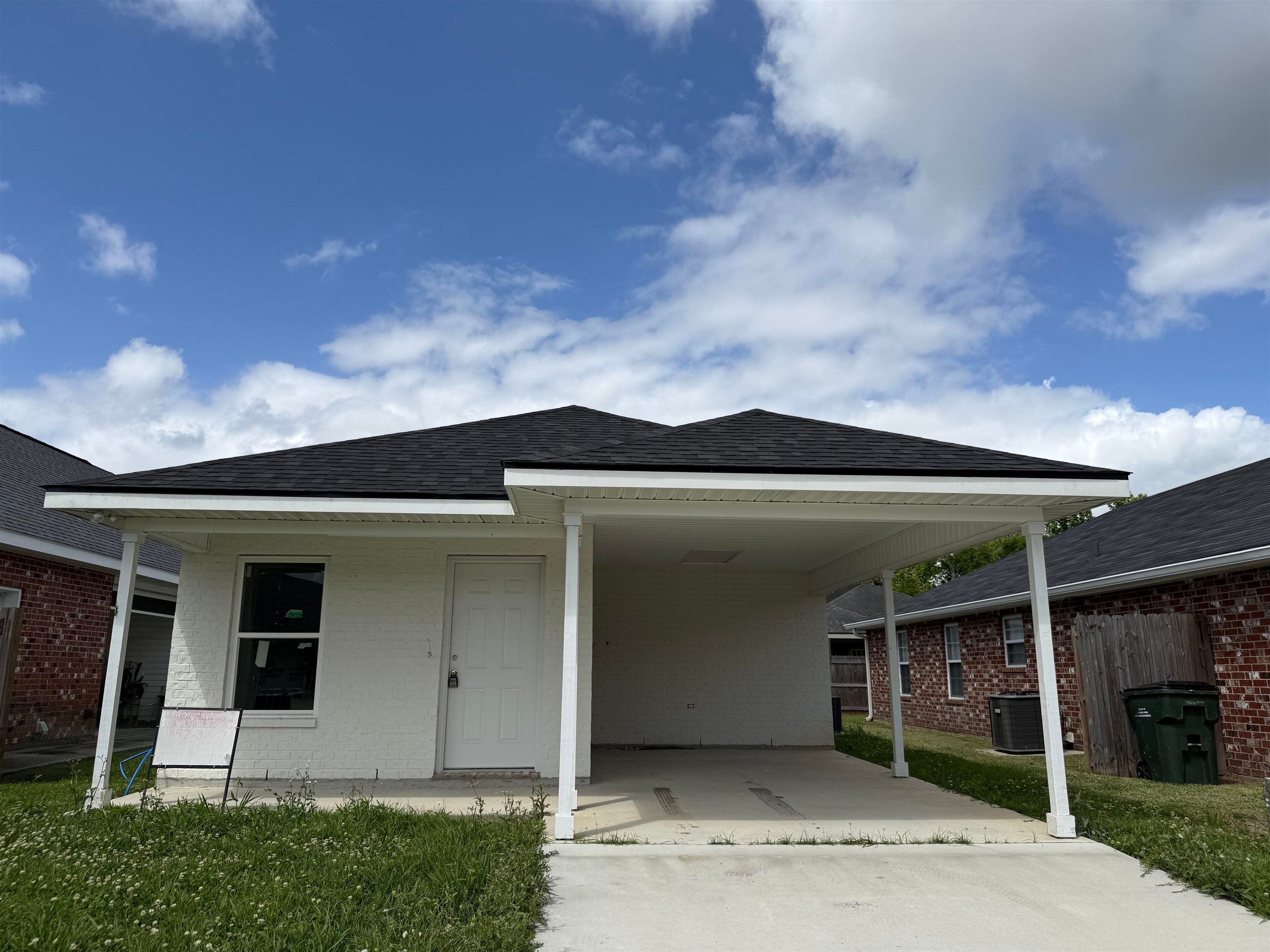 231 Jolie Oaks Blvd — photo