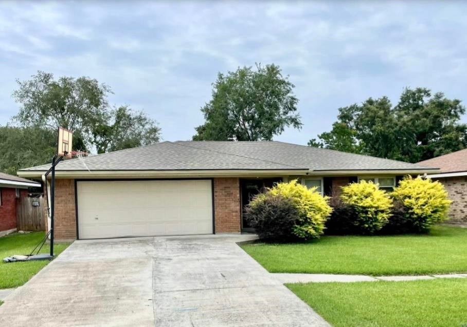1820 Elk Street — photo