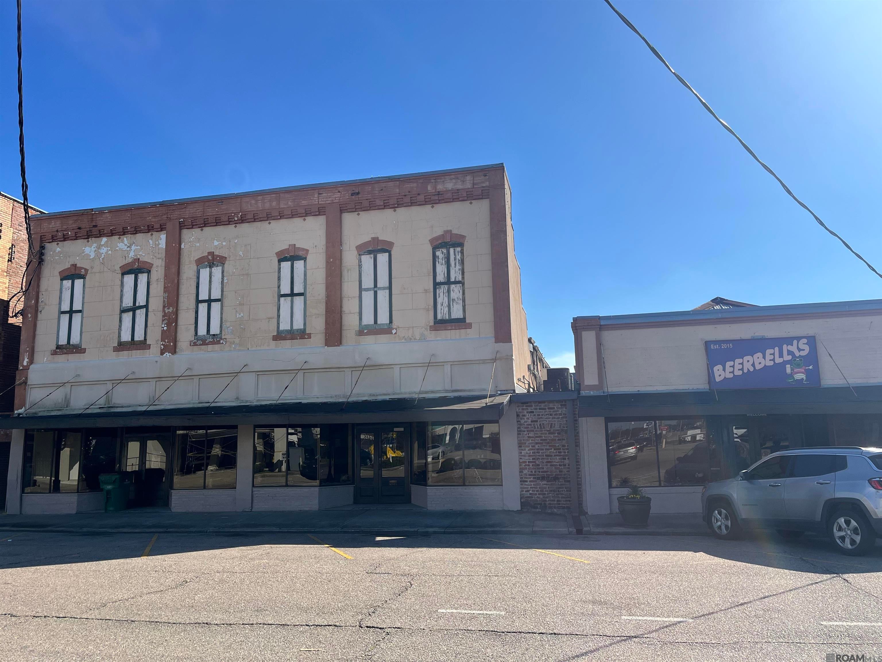 57945 Main St — photo