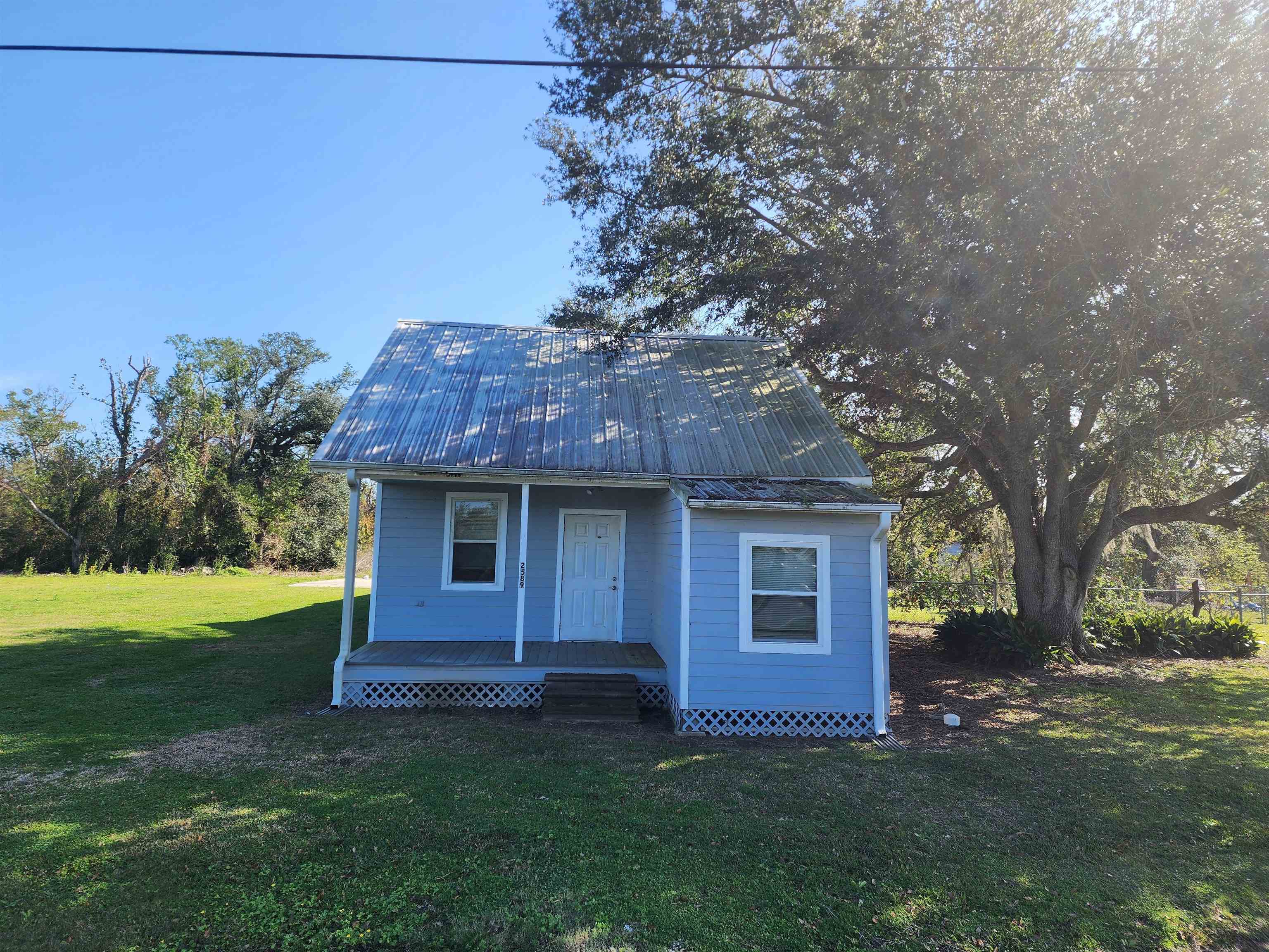 2589 Bayou Dularge Rd — photo