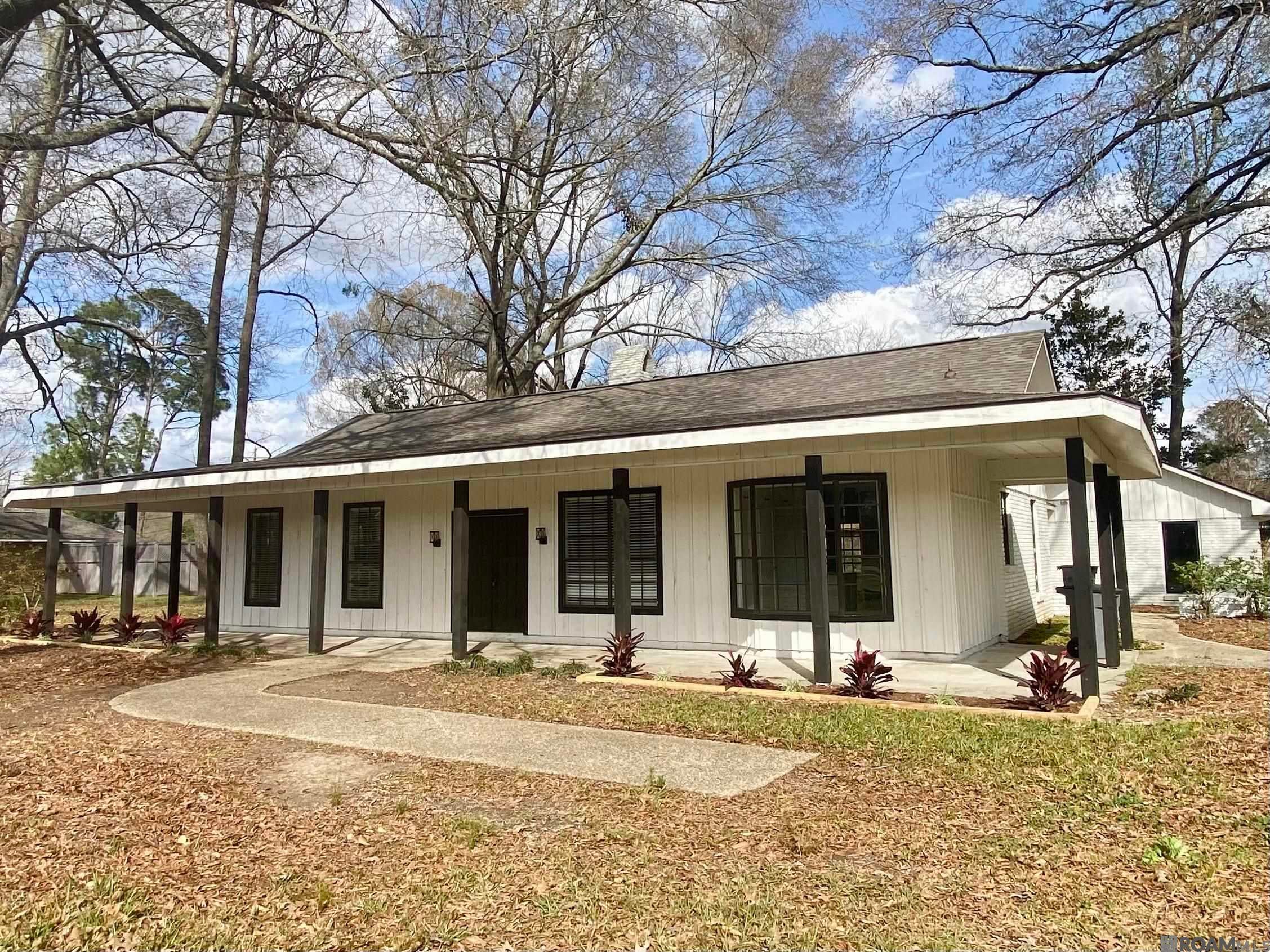 2321 Emmett Bourgeois Rd — photo