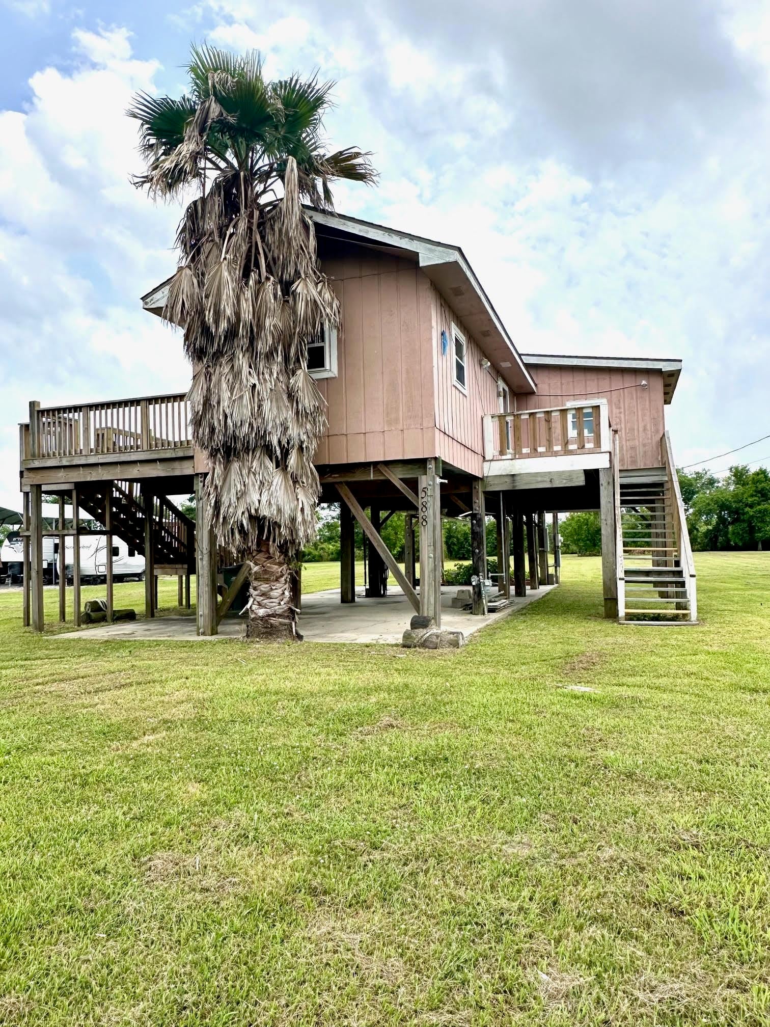 588 Highway 58 — photo