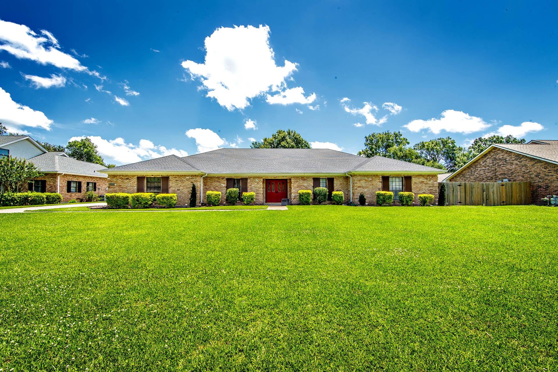 235 Rienzi Drive — photo