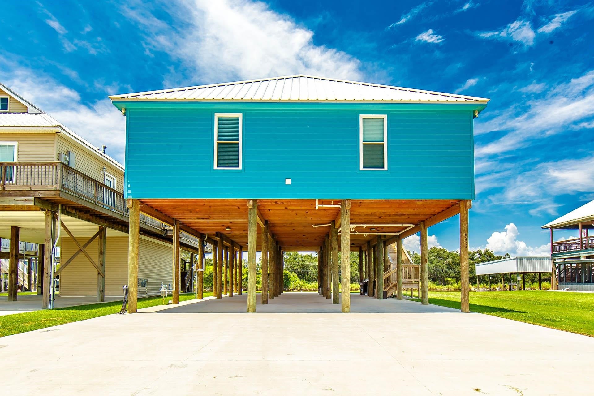 6272 Bayouside Dr — photo