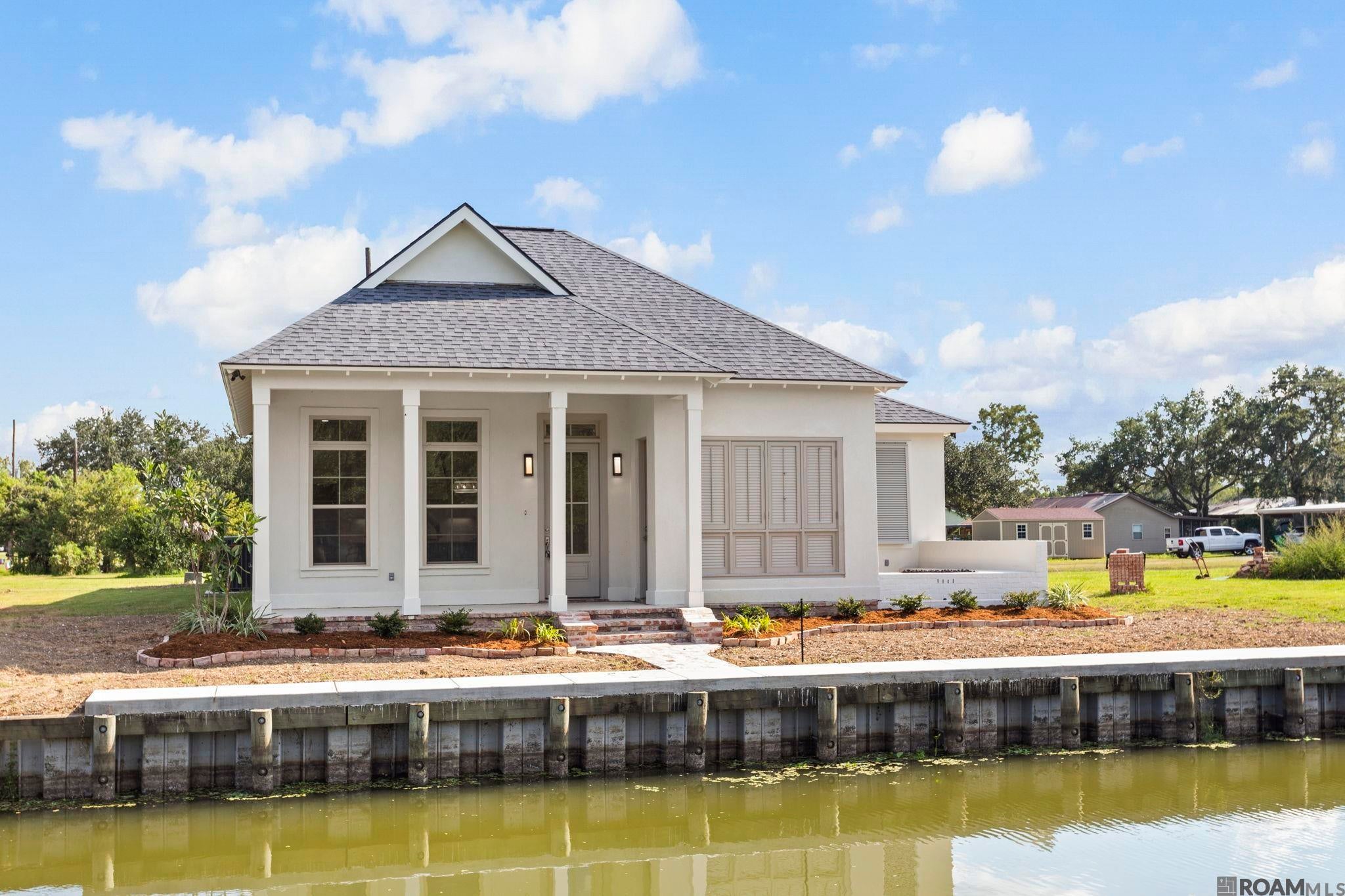 116 Pier 19 Dr — photo