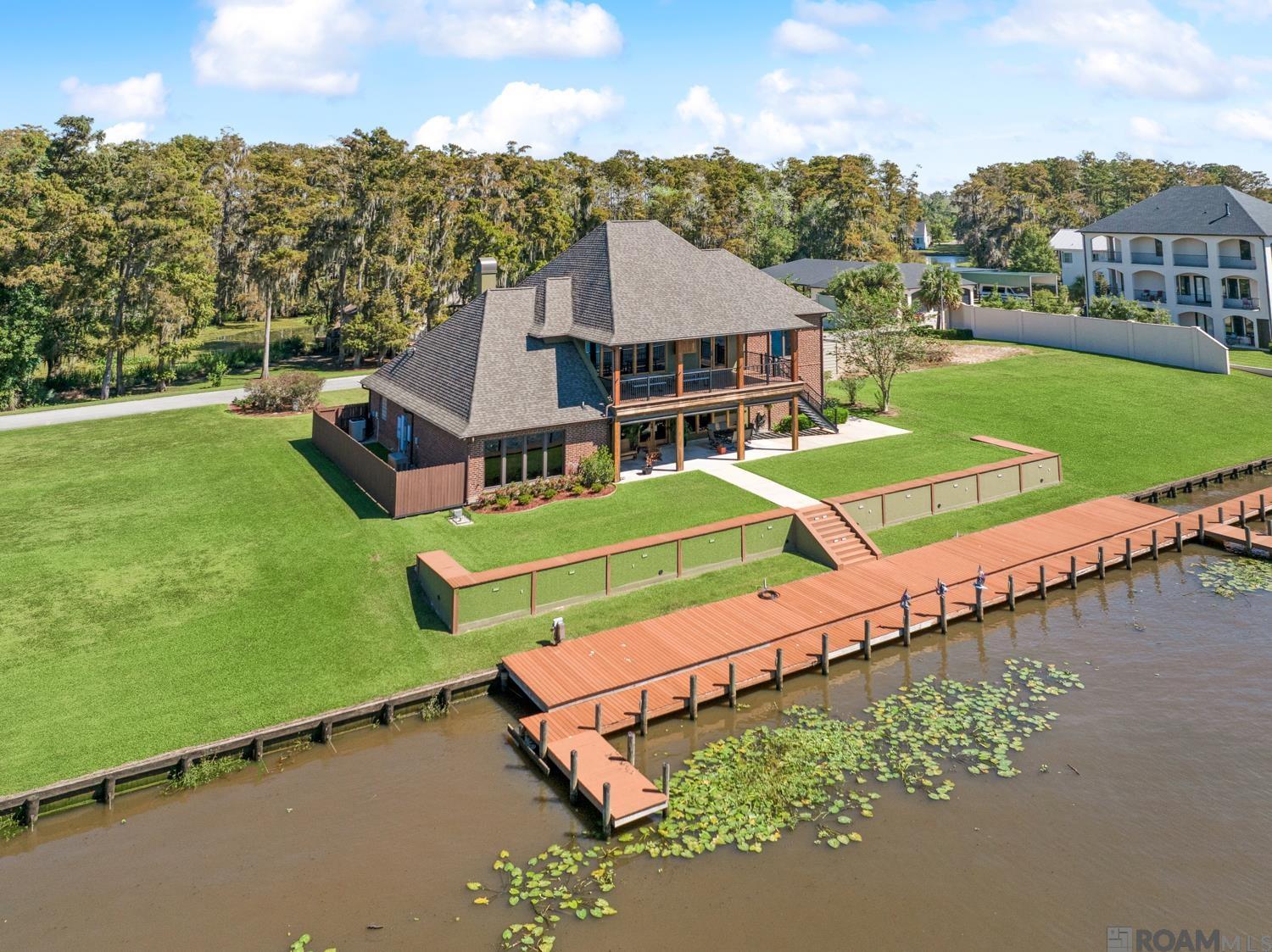 18228 Bayou Pierre Dr — photo