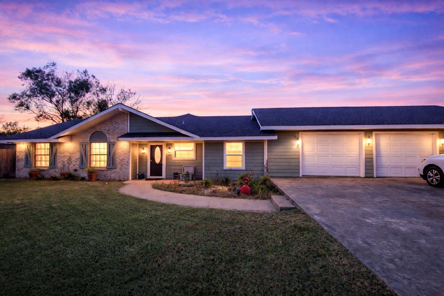 262 Leblanc Drive — photo