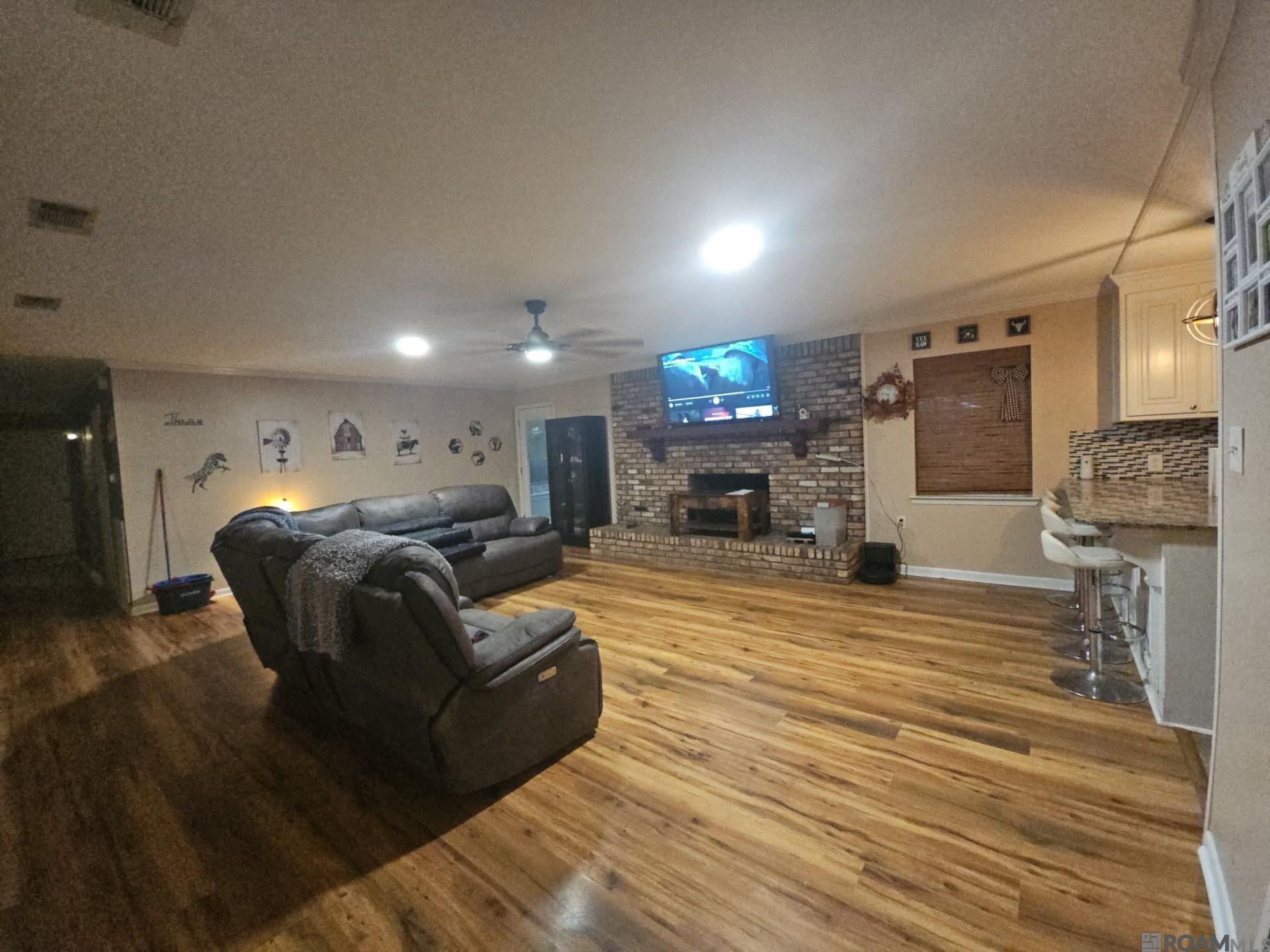 10345 Springfield Road, Denham Springs, LA 70706 — photo 3
