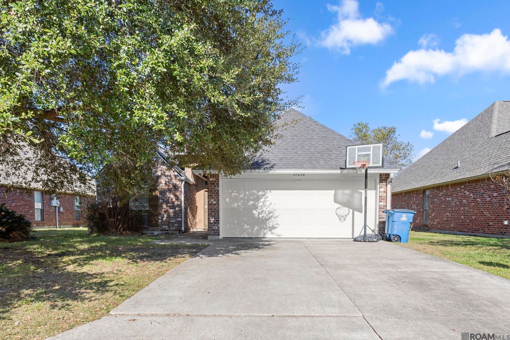 37036 Rivergate Ave — photo