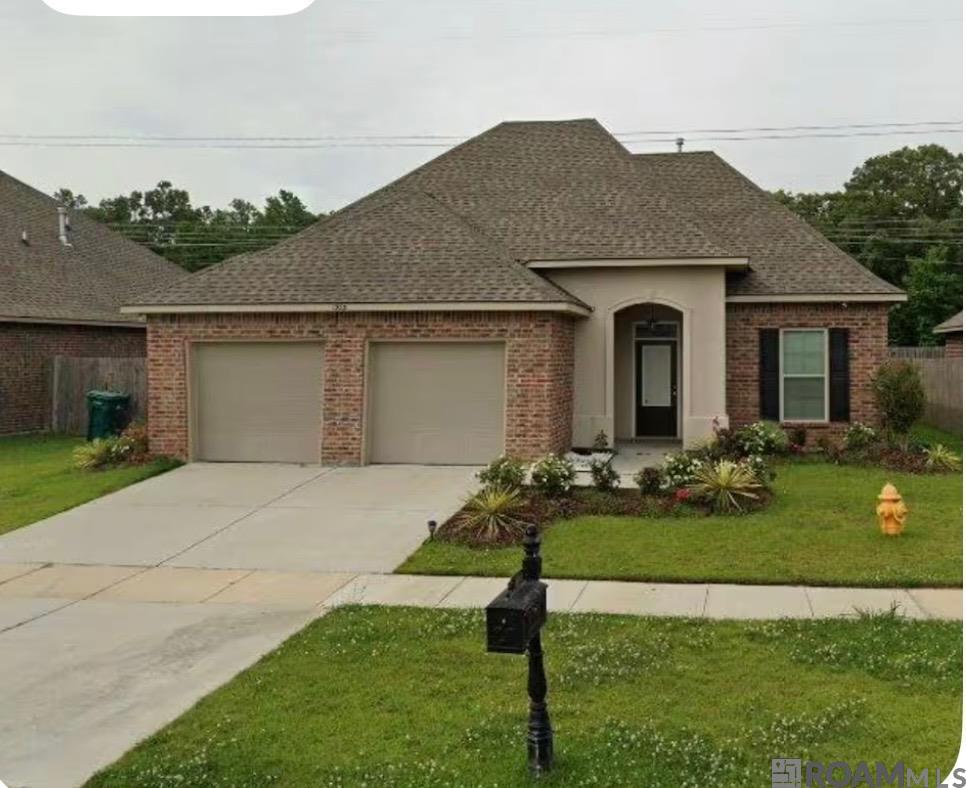 1353 Cedar Trail Ave — photo