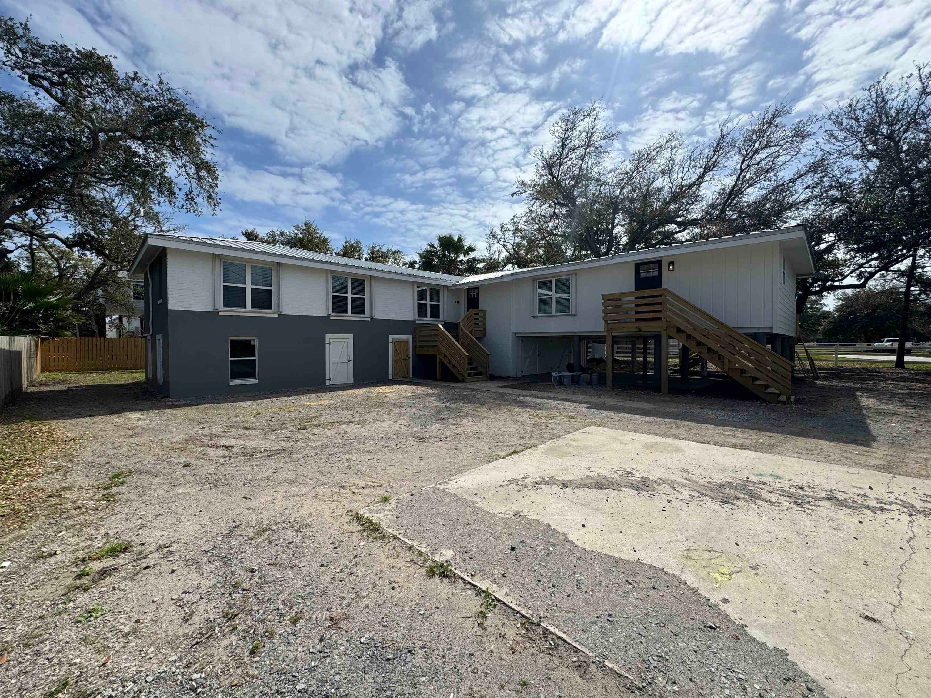 198 Medical Lane — photo