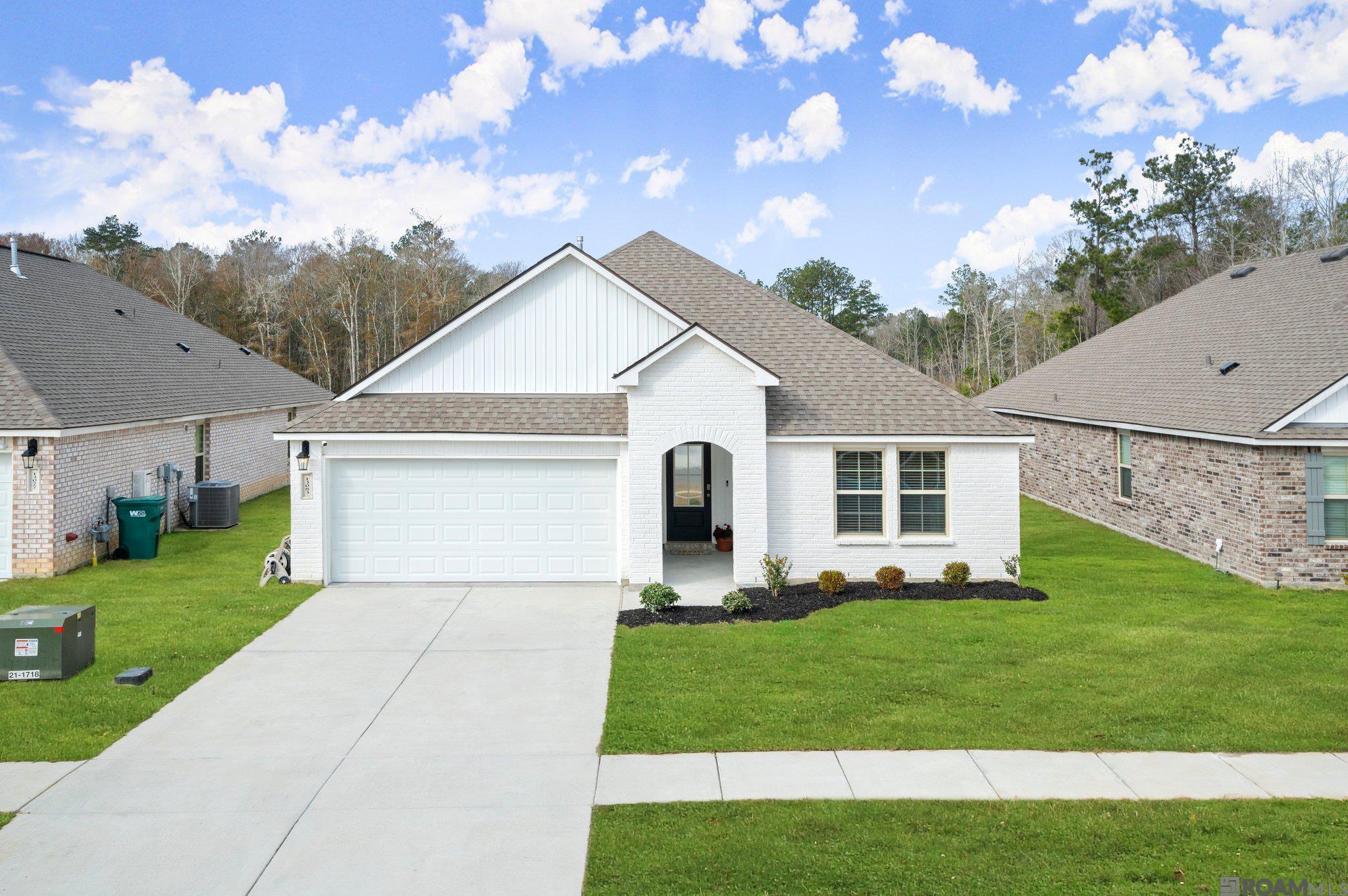13083 Bayberry Ave — photo