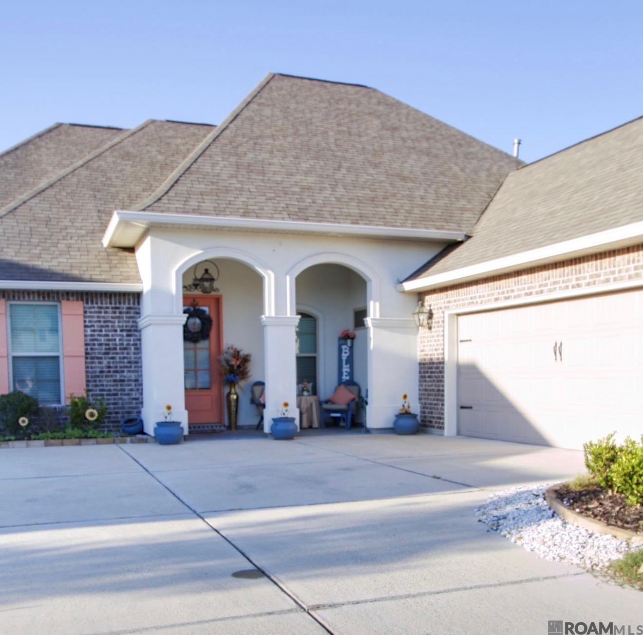 20259 Long Lake Dr — photo