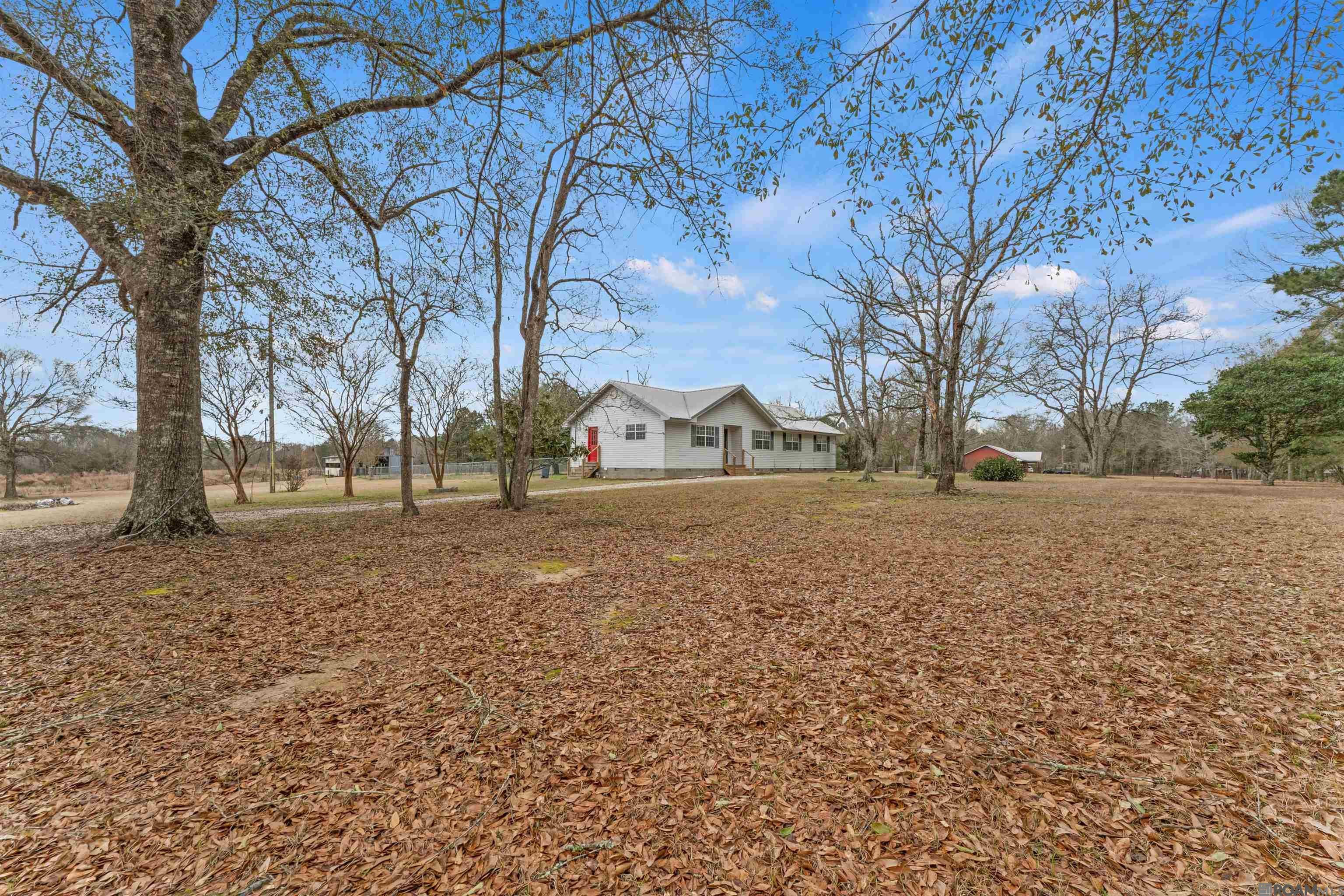 7155 Carruth Rd — photo
