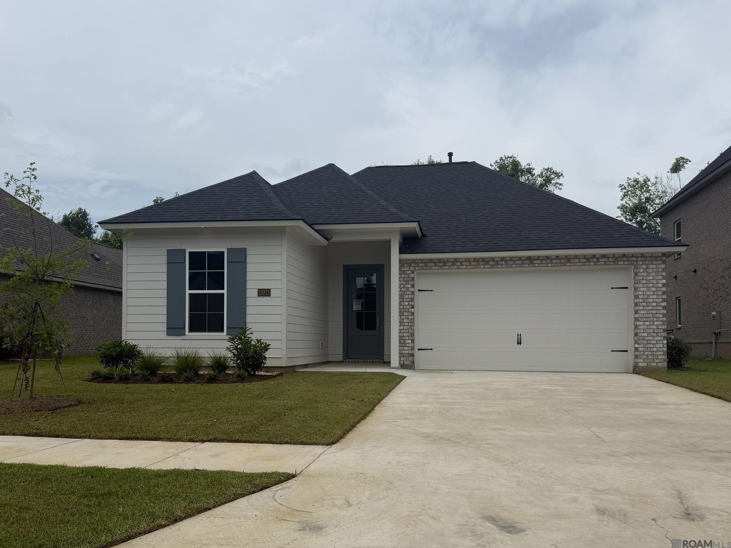 12071 Clare Ct — photo
