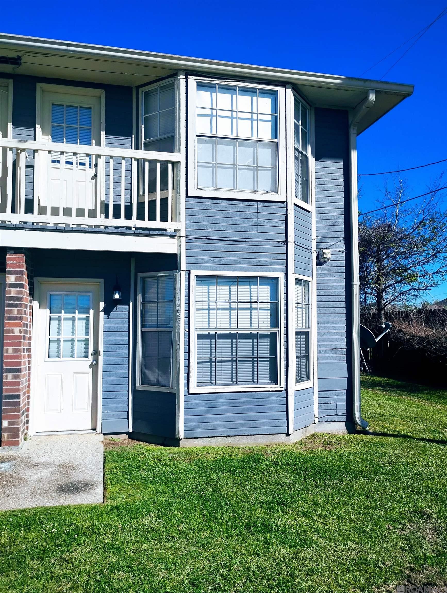 810 Meadow Glen Ave #D — photo