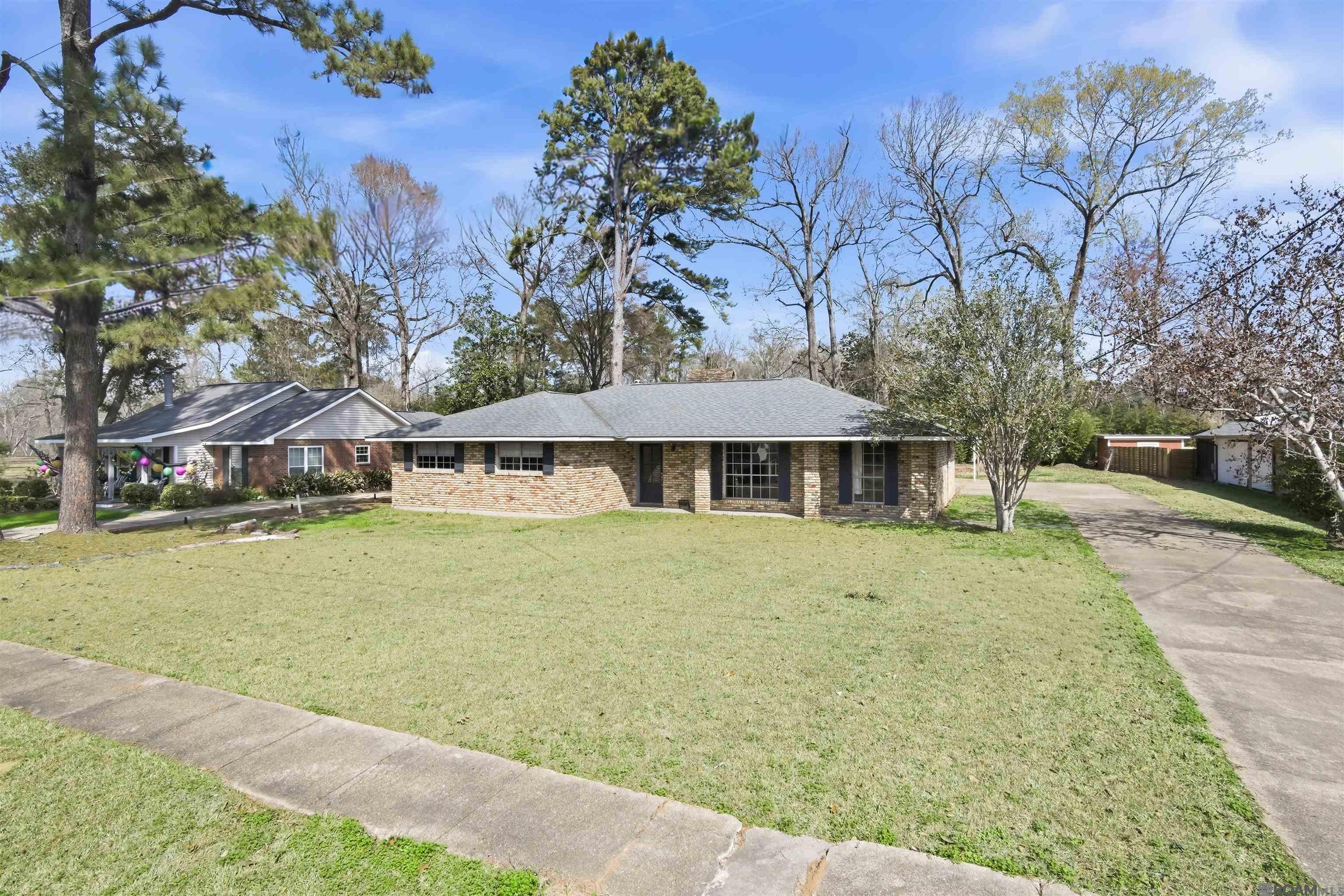 9693 Charlotte Armstrong Dr — photo