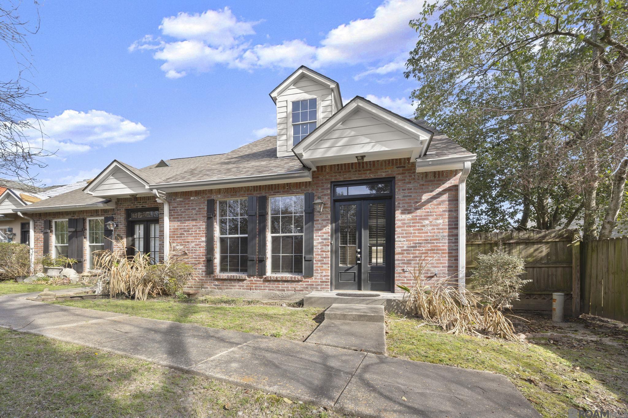 9334 Pine Cone Ct — photo