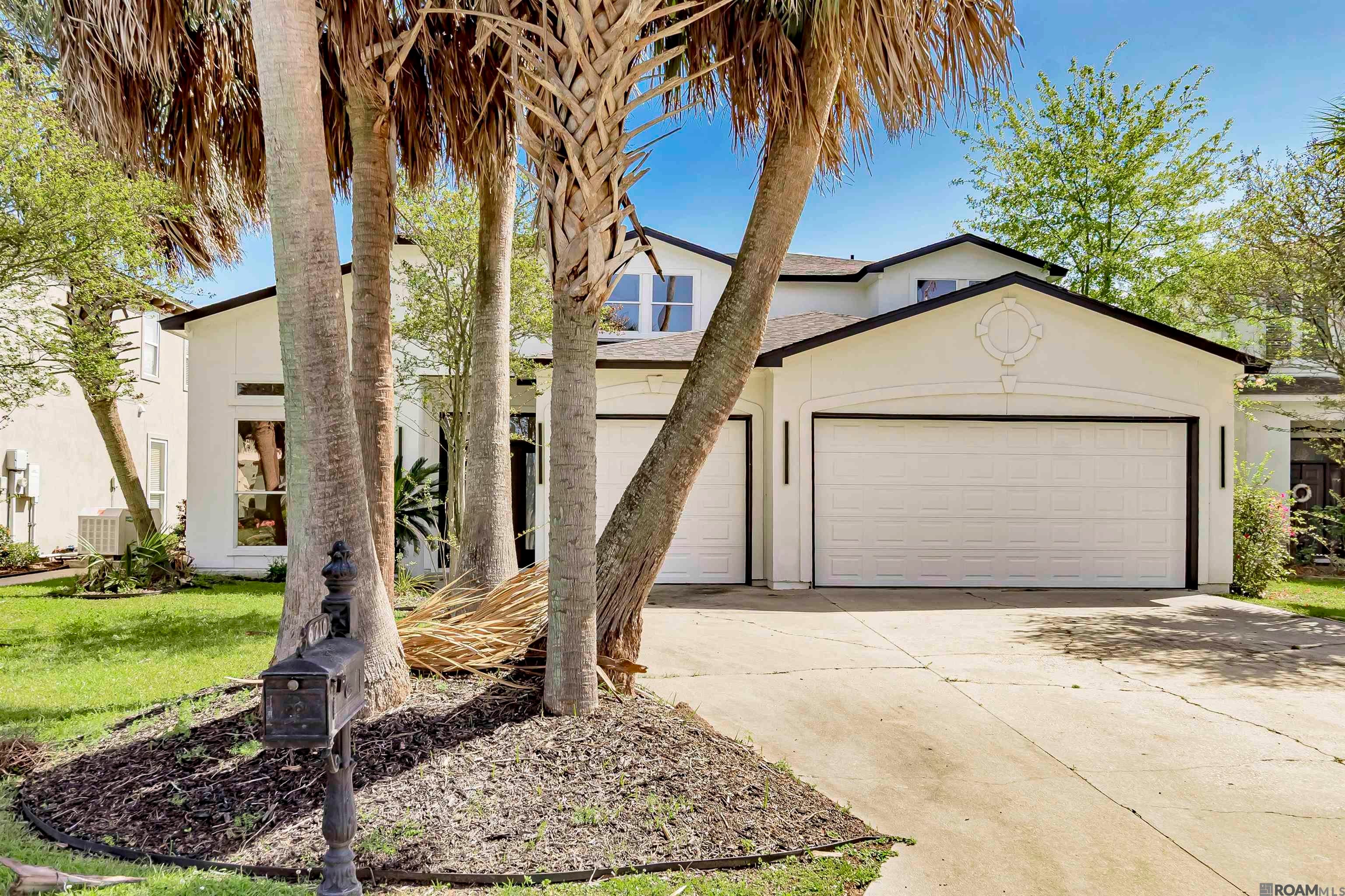 6210 Royal Palm Ct — photo