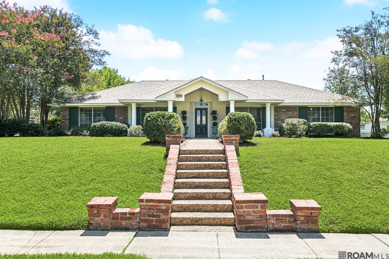 3911 N Bluebonnet Road, Baton Rouge, LA 70809