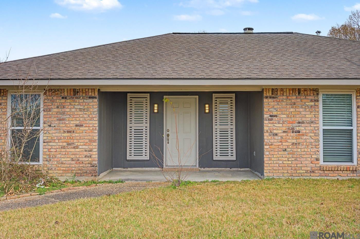 2125 Stonewood Dr — photo