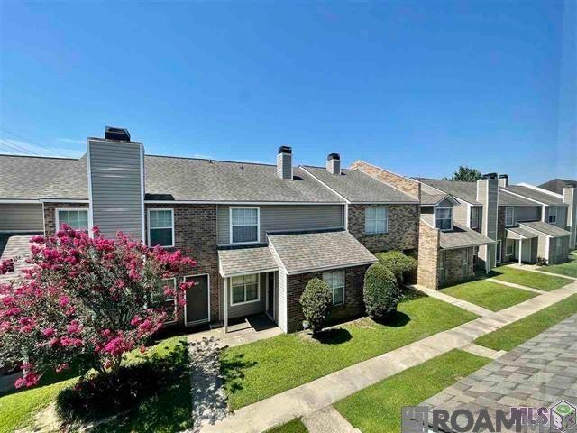 6212 Stumberg Ln #202 — photo