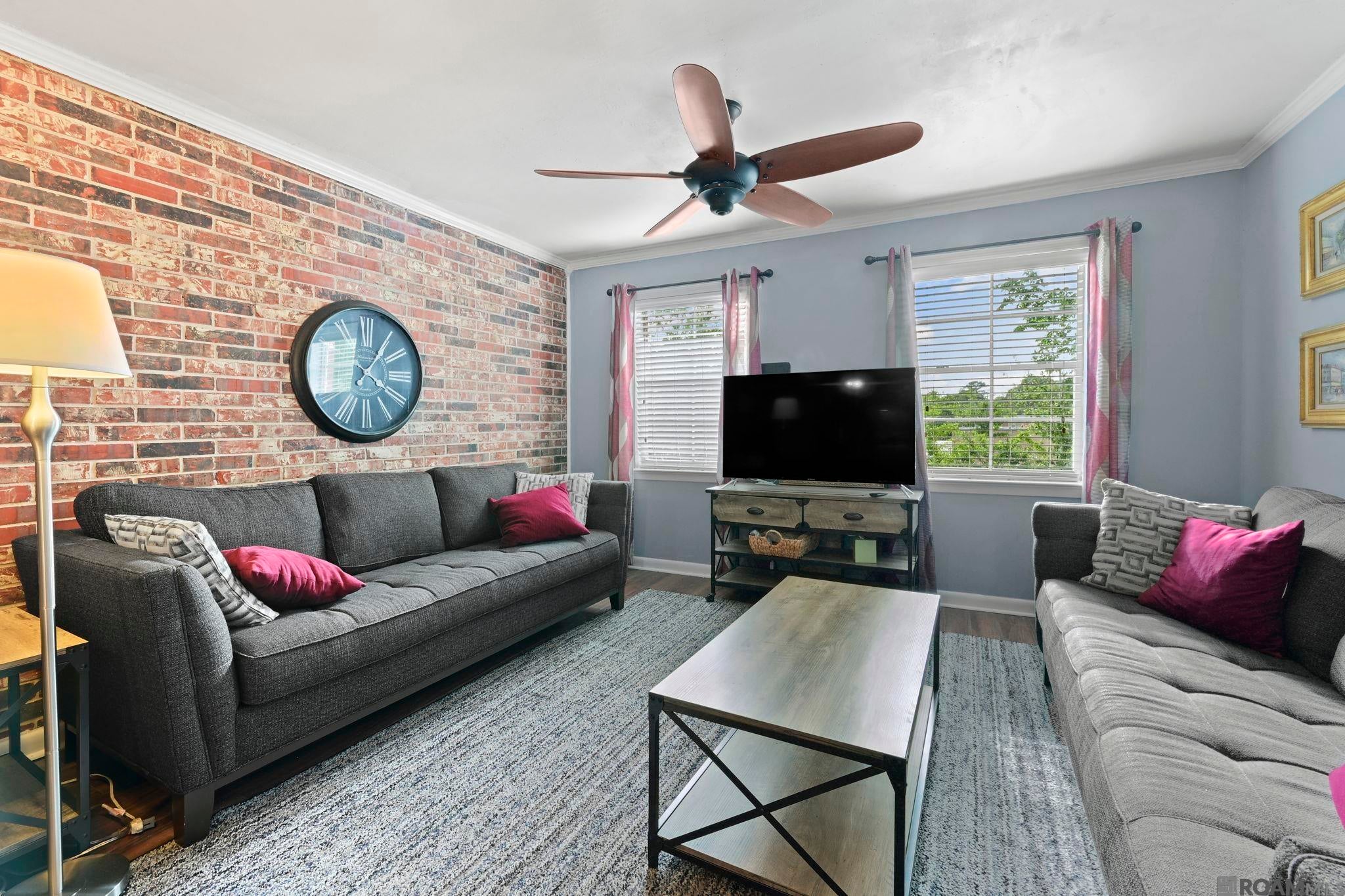 4735 Government St #208 — photo