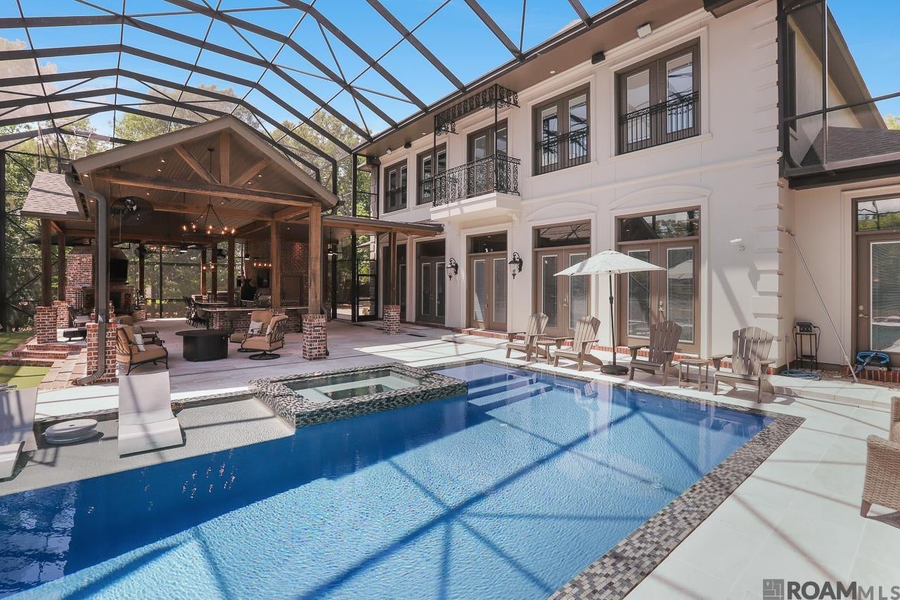 21647 Waterfront East Dr — photo