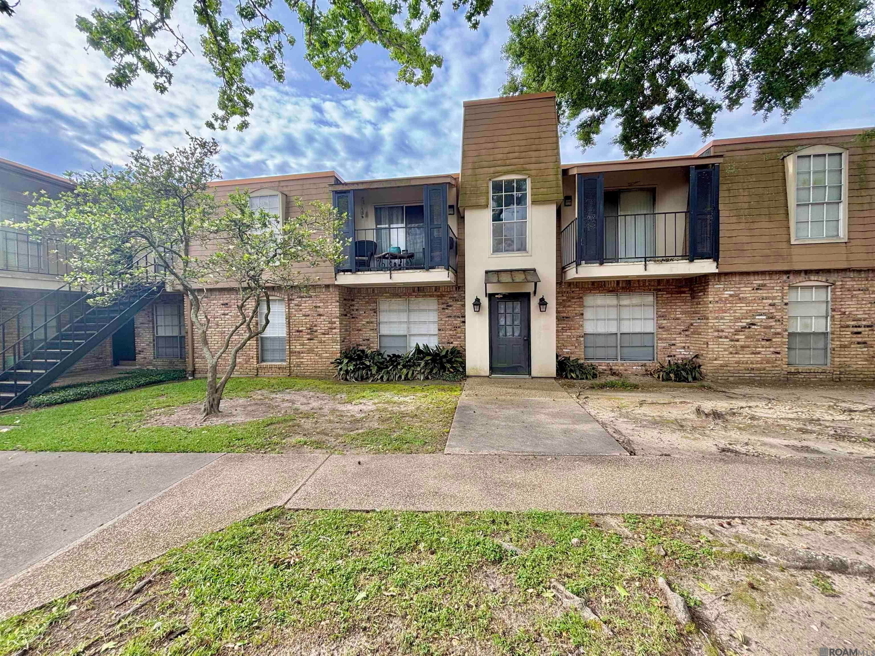 2100 College Dr #120 — photo