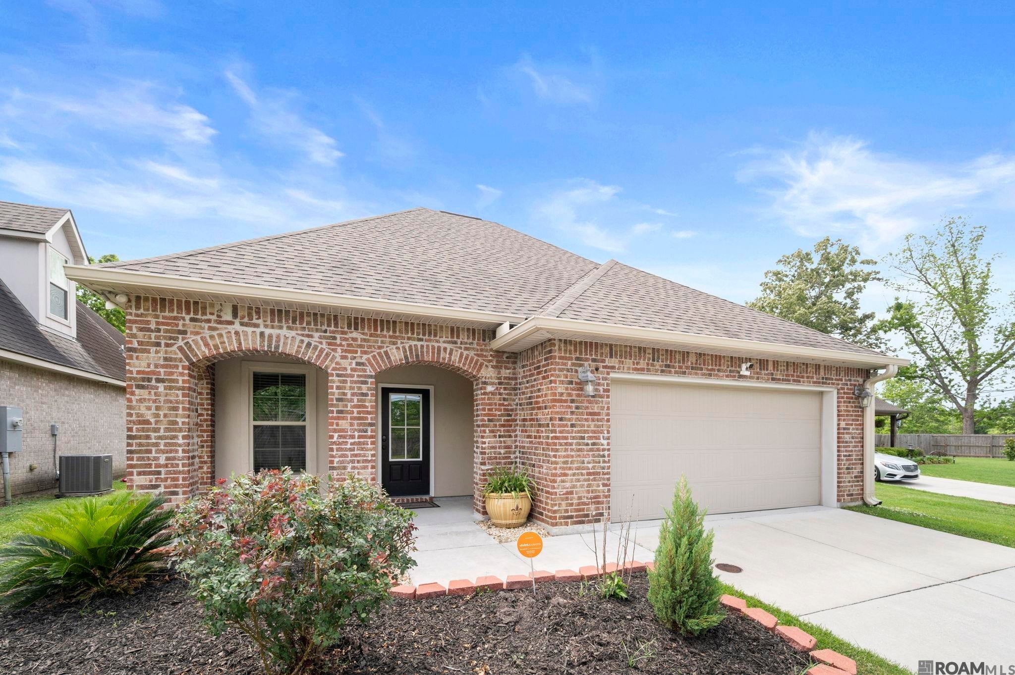 11265 Admirable Oaks Ave — photo