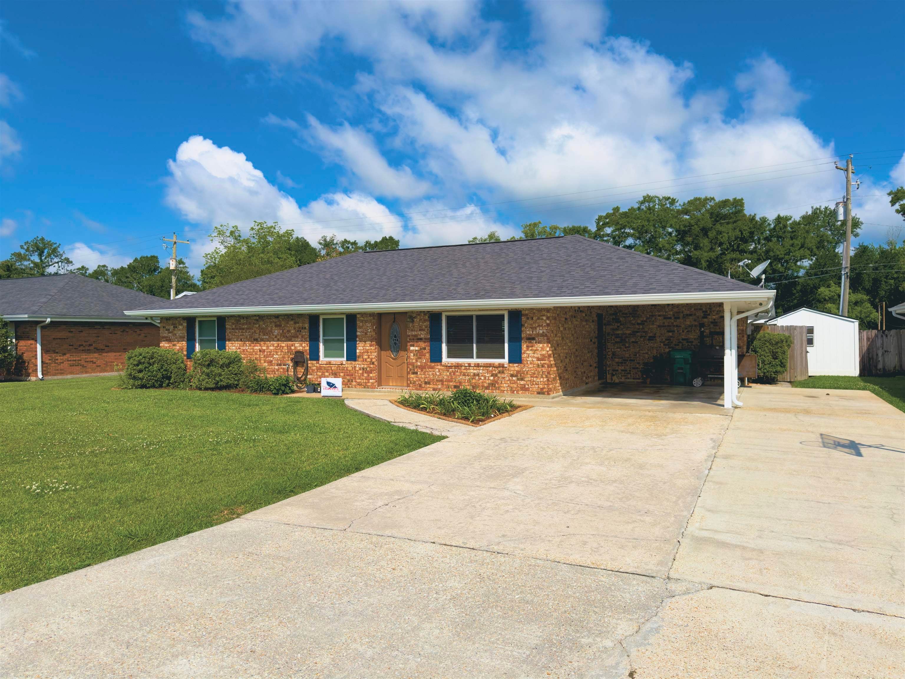 127 Oakview Dr — photo