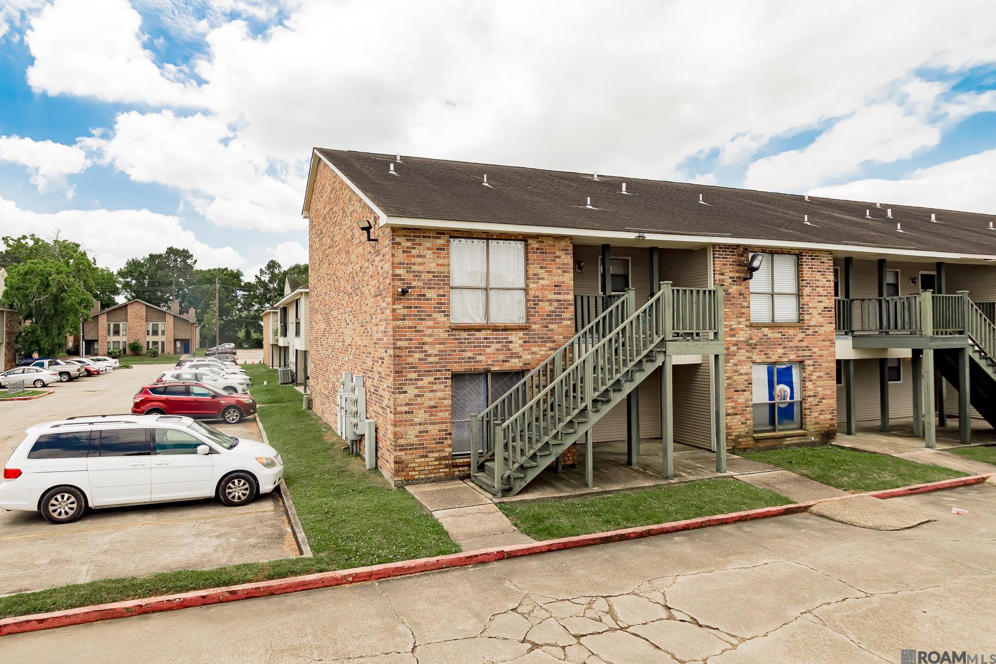 1826 S Brightside View Dr #M — photo