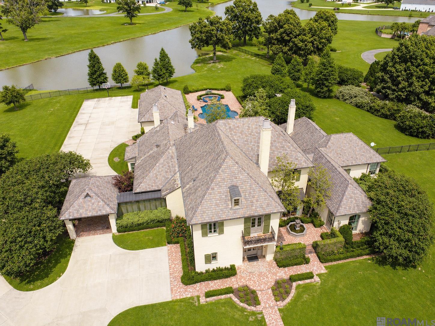 22111 Rabbit Run Drive, Baton Rouge, LA 70817 — photo 2