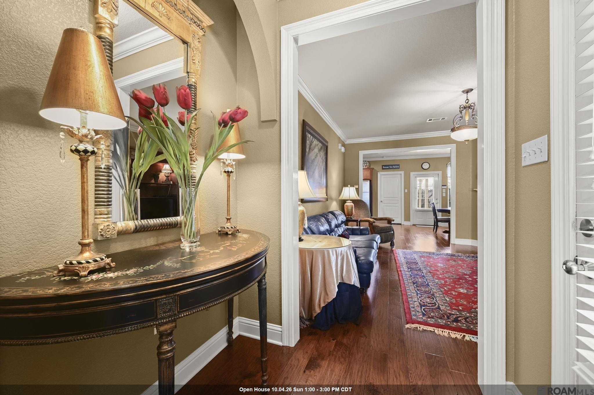 2907 Magazine Dr — photo