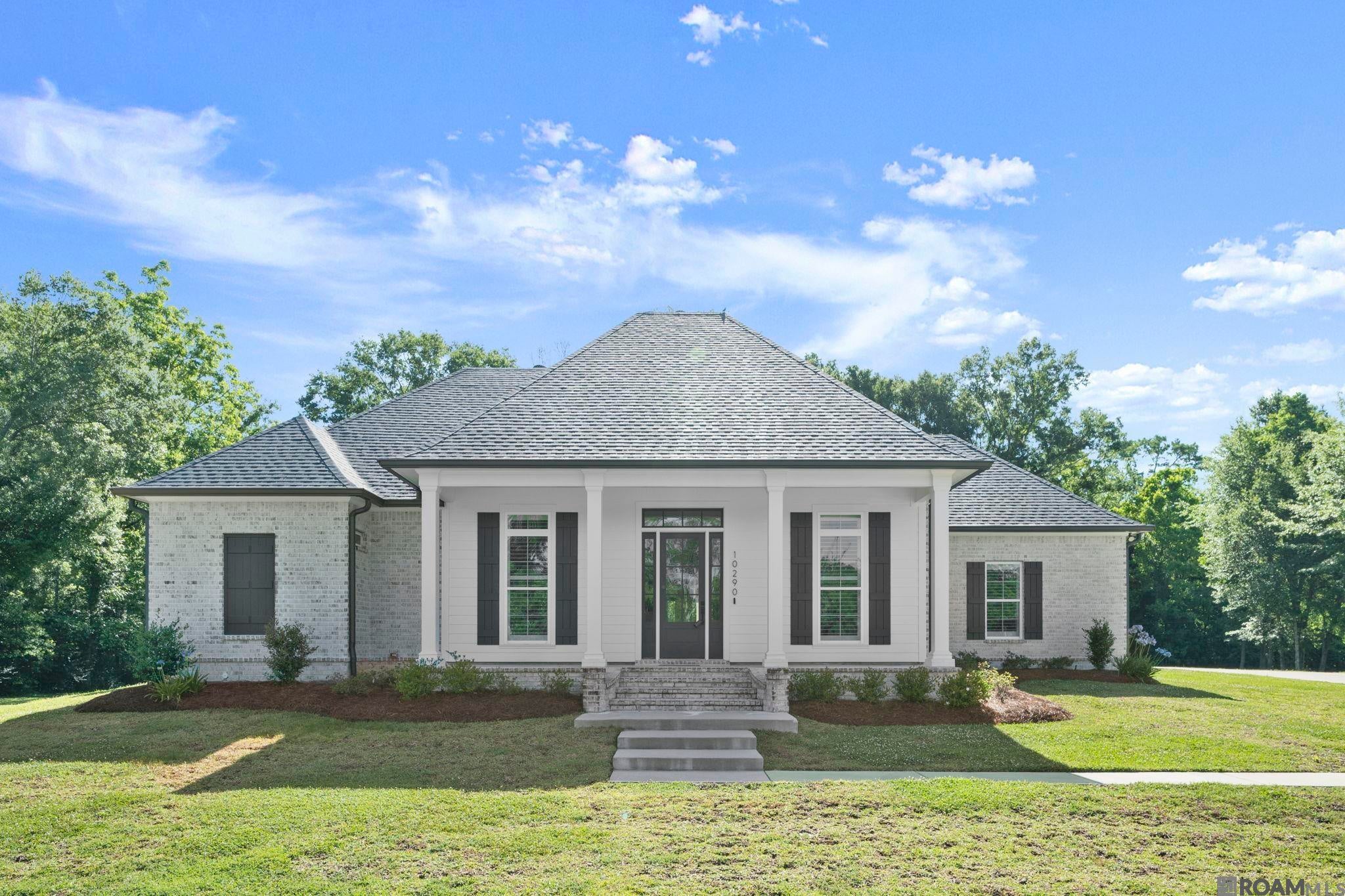 10290 Bayou Crossing — photo
