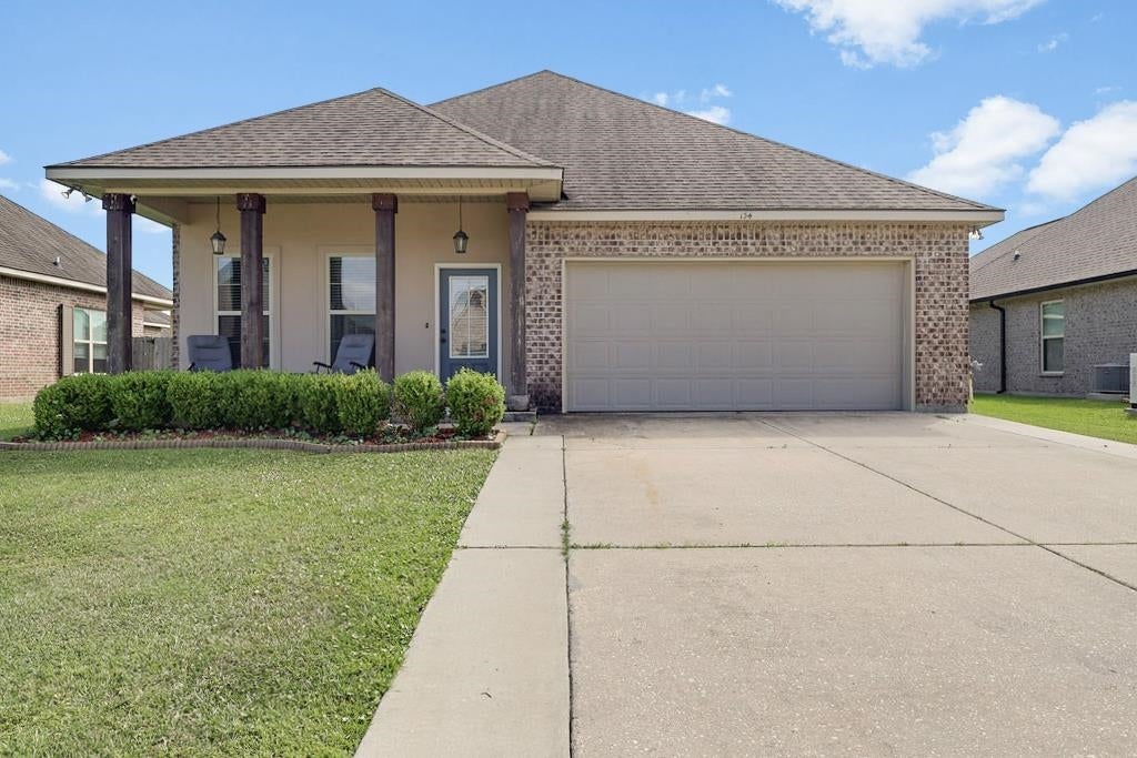 134 Red Maple Dr — photo