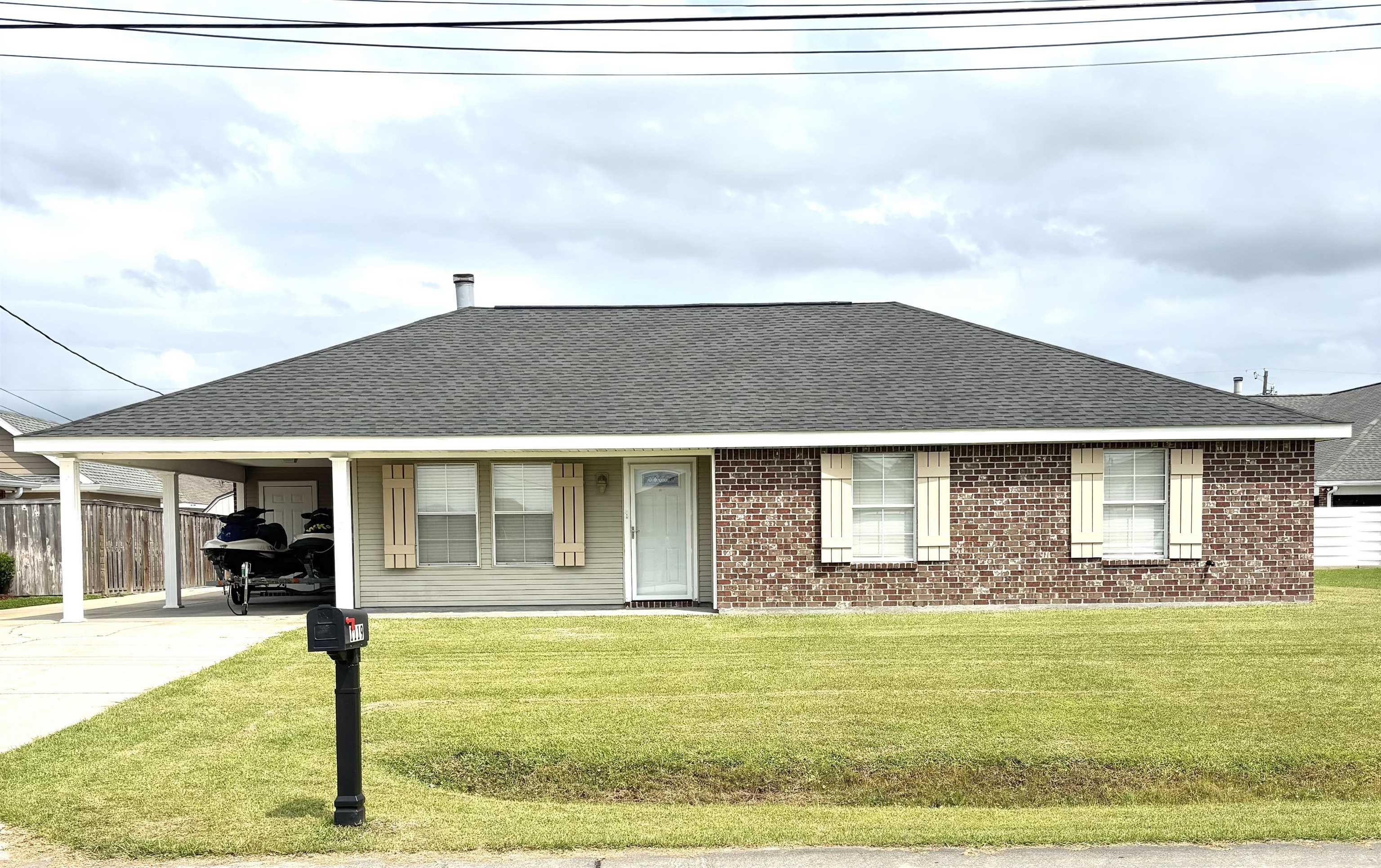1119 Renee Dr — photo
