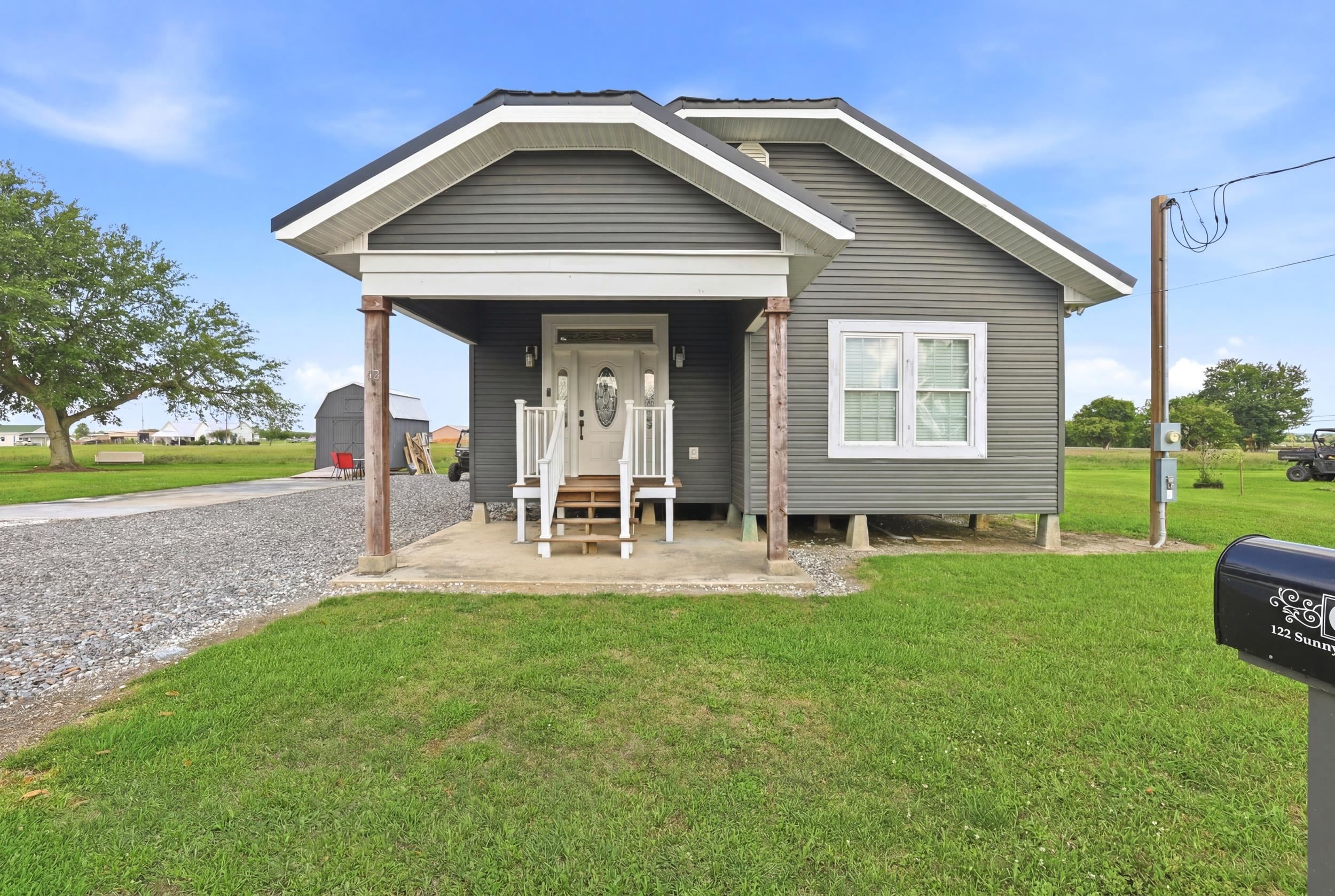 122 Sunny Acres Drive — photo