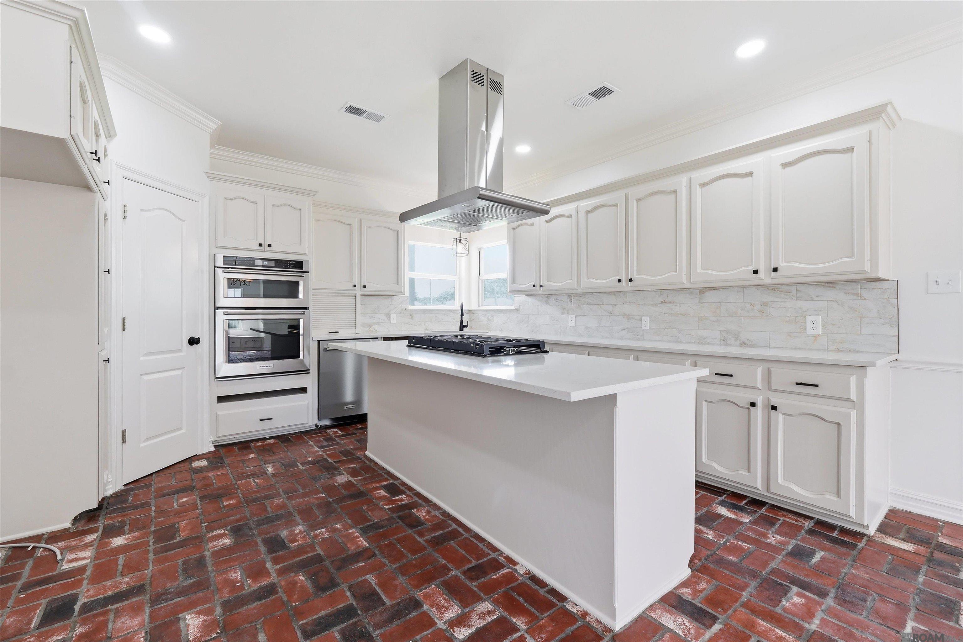 14377 Lazy Oaks Dr — photo