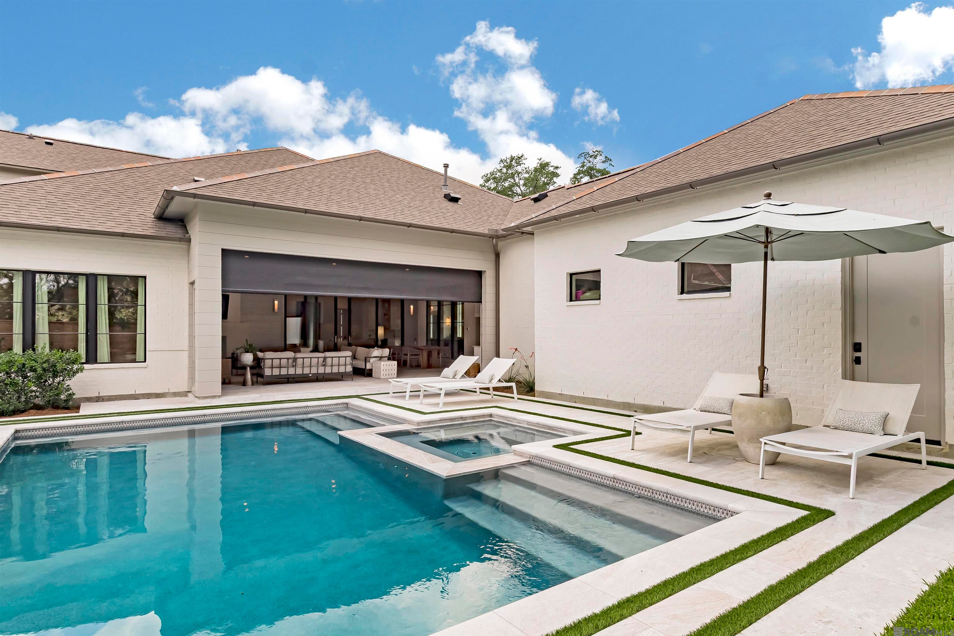 7845 Highland Rd — photo