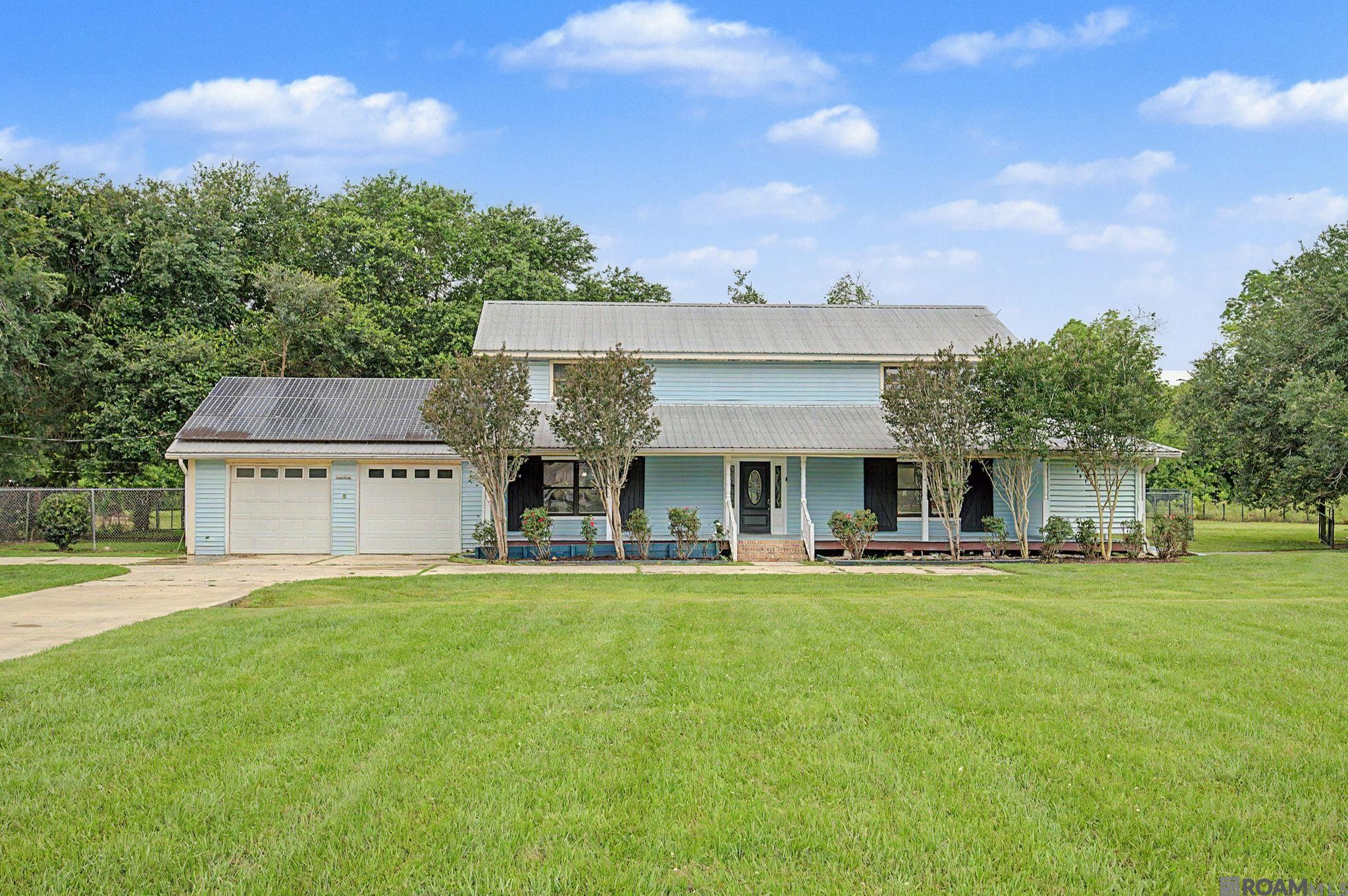 1420 Bayou Paul Ln — photo