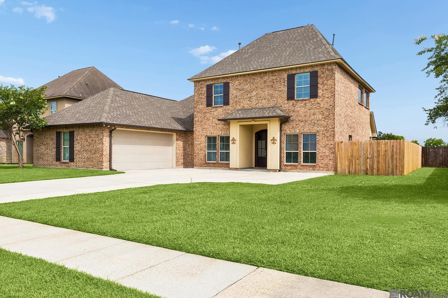 8661 Sandpiper Street — photo