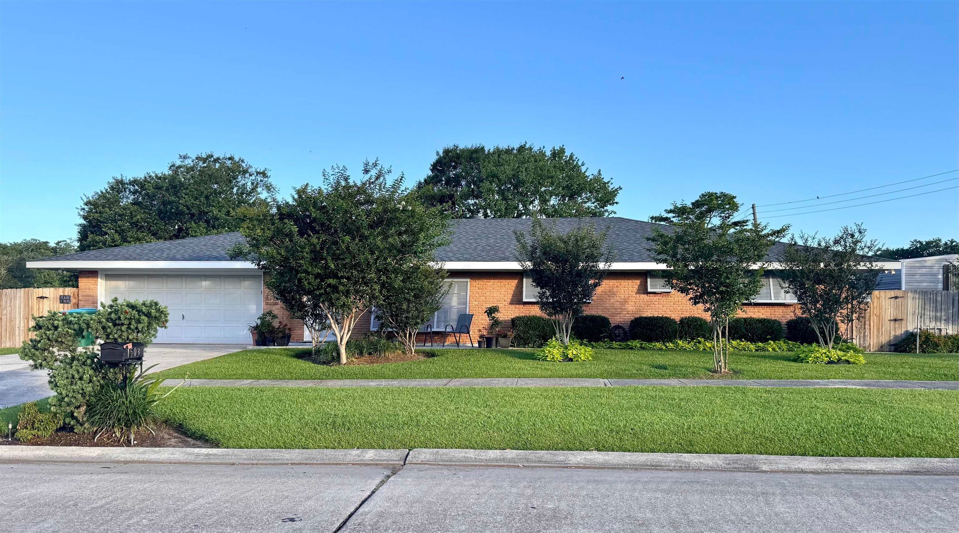 1503 Mcdermott Drive — photo