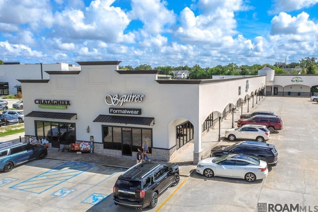 14210 Airline Hwy #Suite F — photo