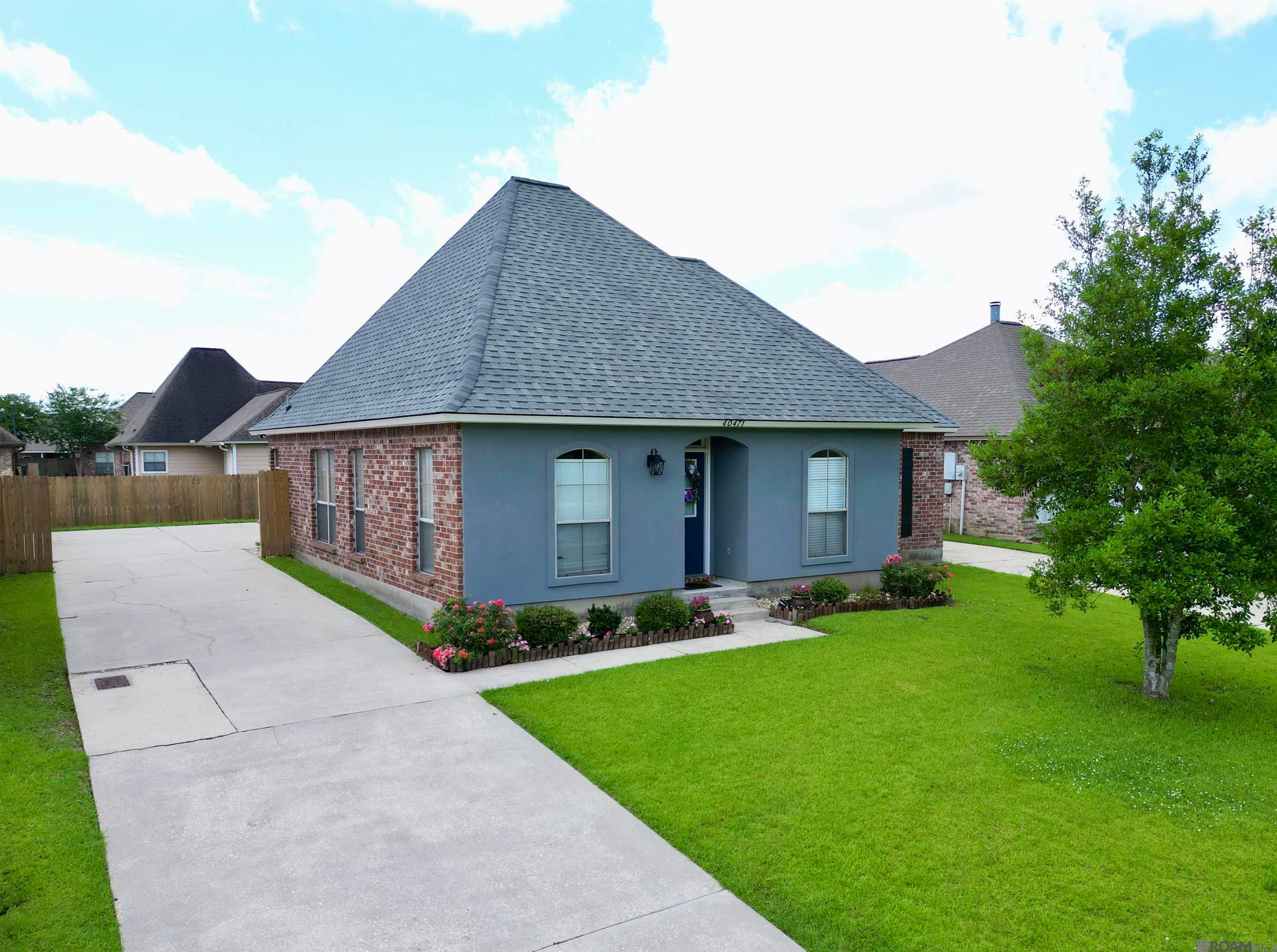 40471 Cross Creek Ave — photo
