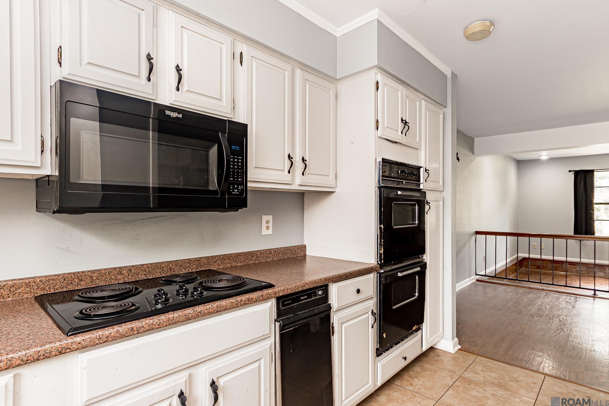 2512 Shadowbrook Dr — photo