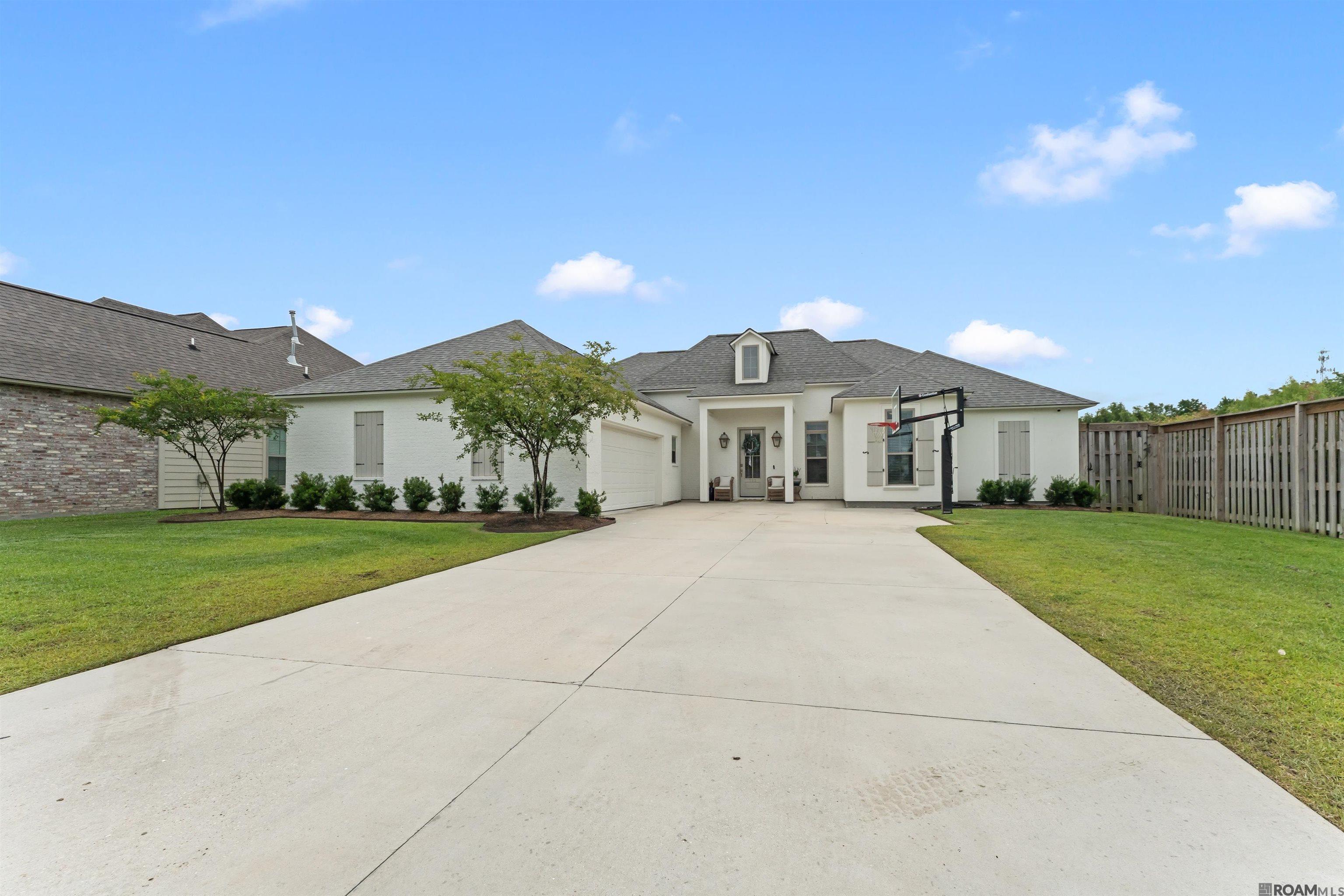 581 White Egret Dr — photo