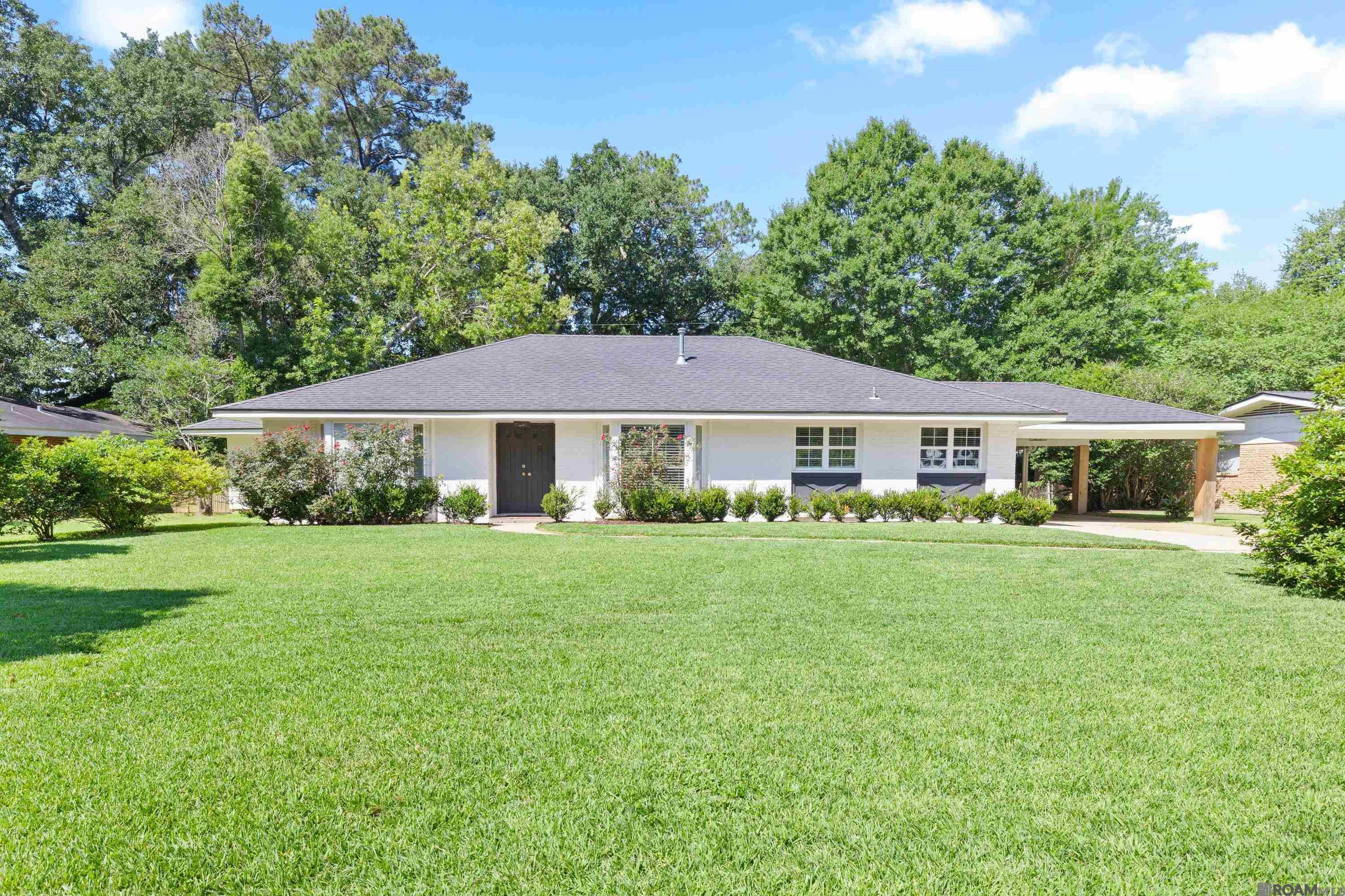 104 Stephanie Ave — photo